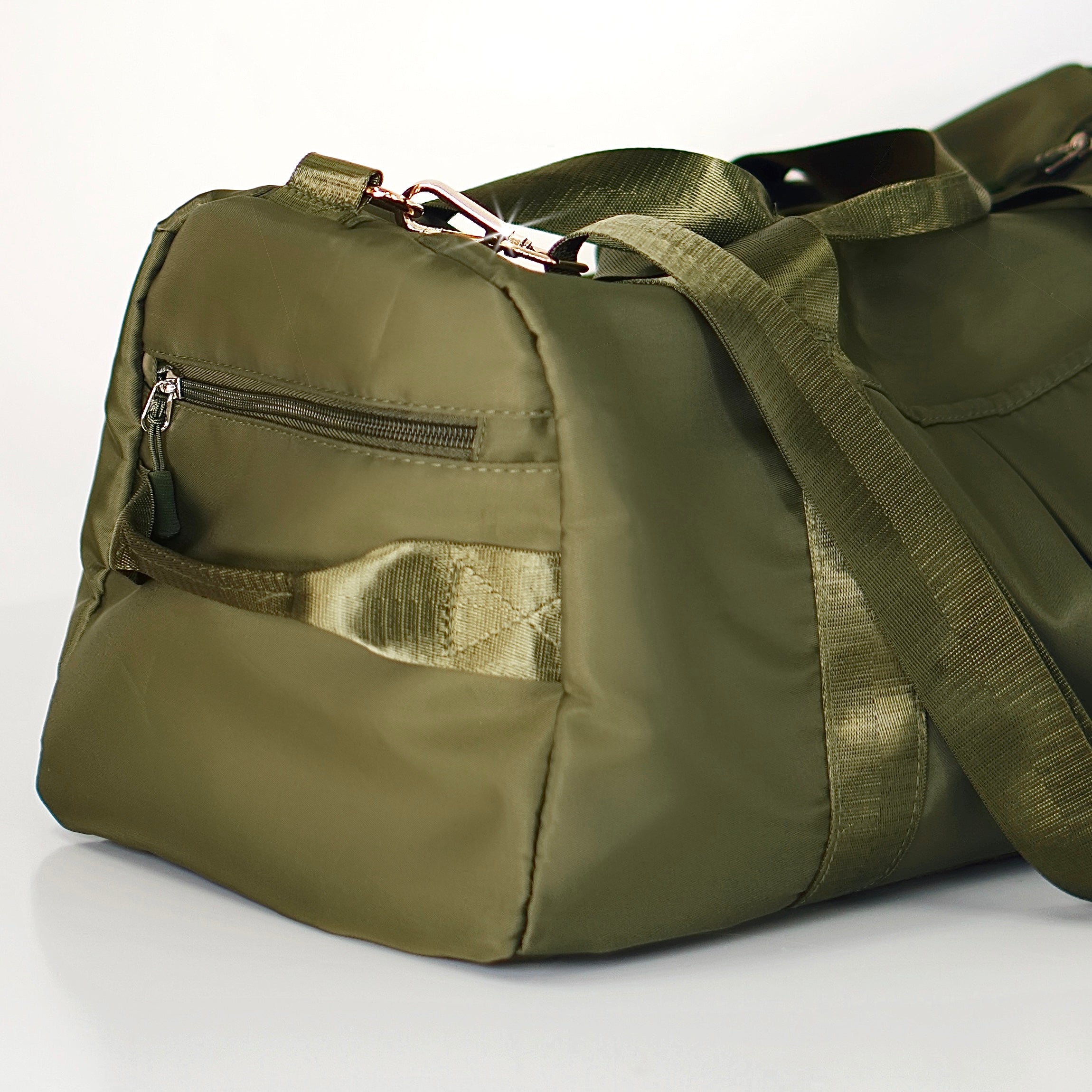 Stylish Gym Bag for Women - Durable & Spacious Wild Green Workout Tote - Perfect for Yoga, Fitness, and Travel Accessories