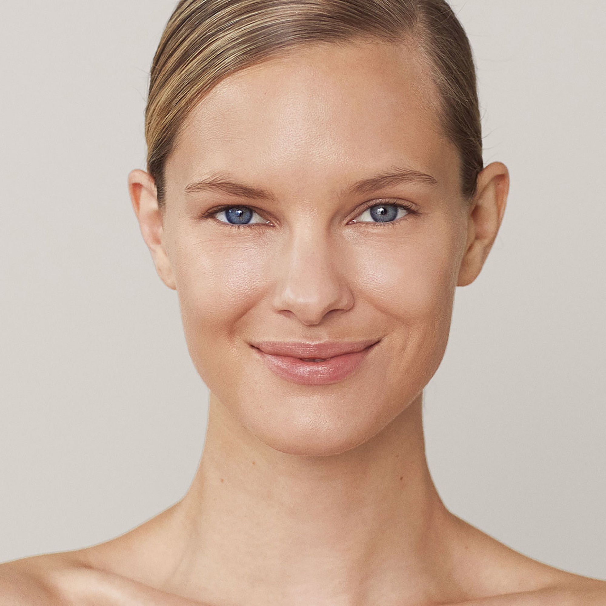 Best Invisible Touch Liquid Foundation - Lightweight, Full Coverage Makeup for Flawless Skin - Perfect for Daily Wear & Special Occasions