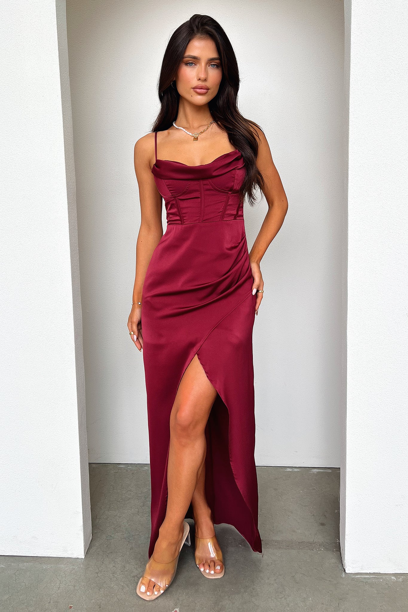 Aiana Women's Burgundy Dress - Elegant Long Sleeve Party Gown for Evening Events, Weddings & Special Occasions