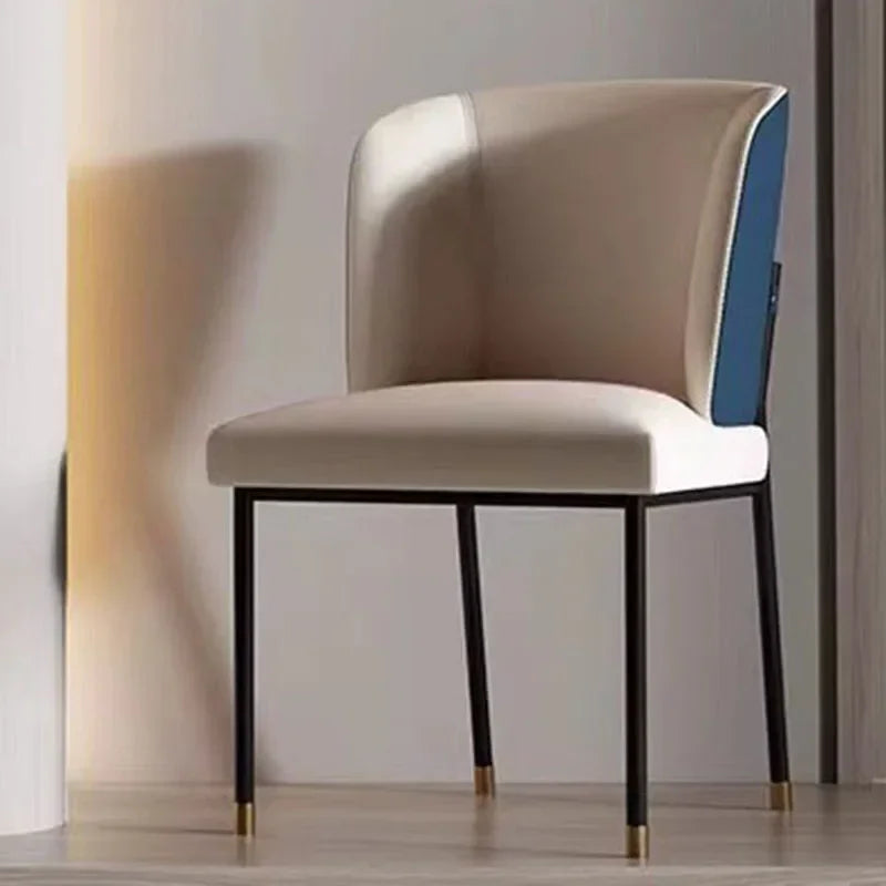 Stylish Rattan Dining Chair for Indoor & Outdoor Use - Comfortable Relaxing Seating for Patio, Garden, or Dining Room