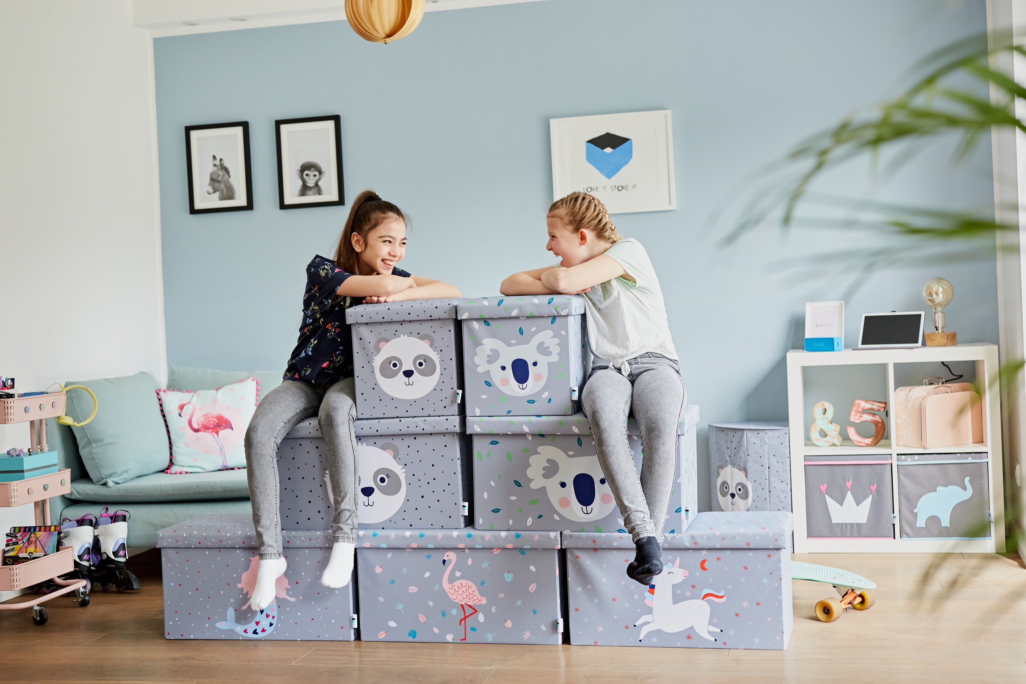 Unicorn Seating Cube for Kids - Soft & Comfortable Floor Chair - Perfect for Playrooms, Reading Nooks & Bedroom Decor
