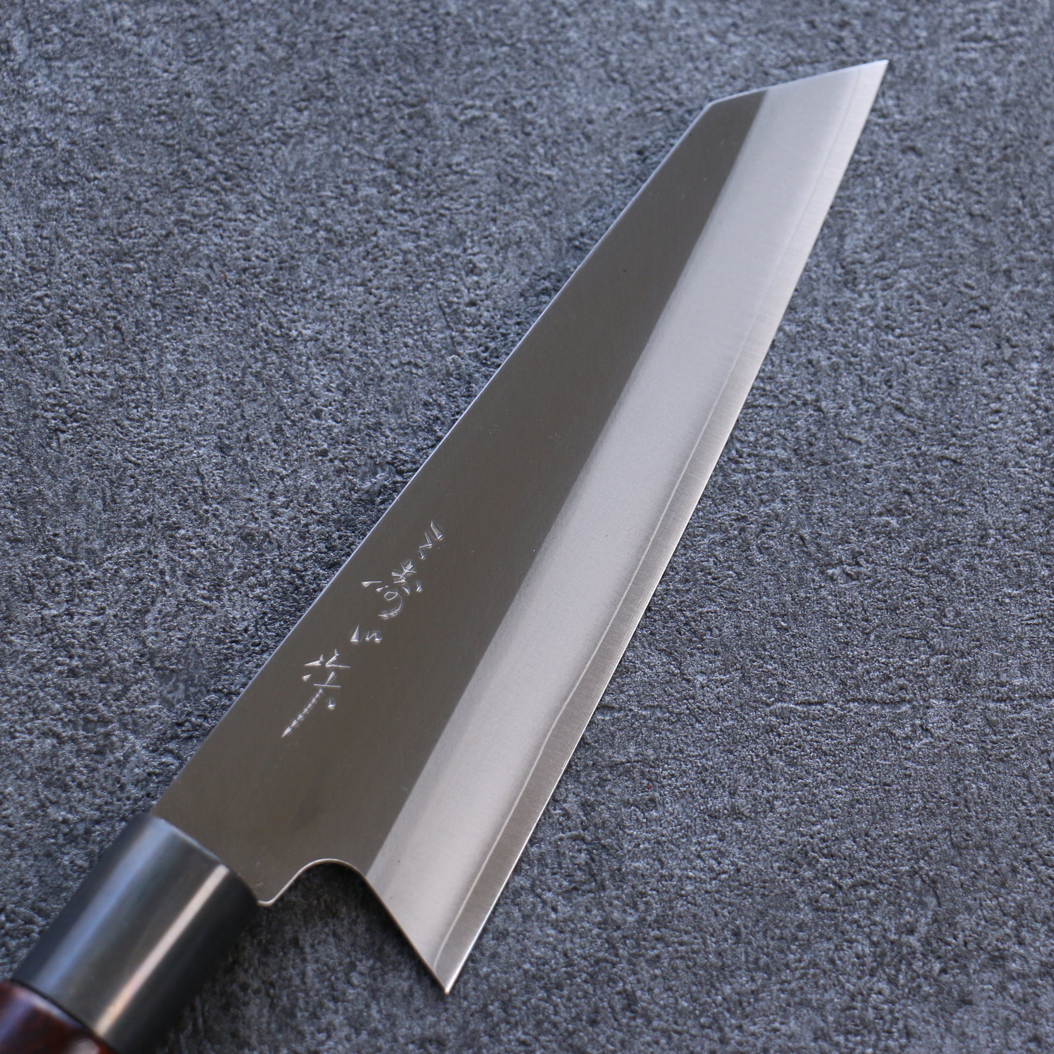 Premium Misuzu VG10 Kasumitogi Small Bunka Knife 150mm - Japanese Damascus Steel Blade with Brown Lacquered Handle - Perfect for Sushi, Vegetables & Precision Cutting in Professional Kitchens