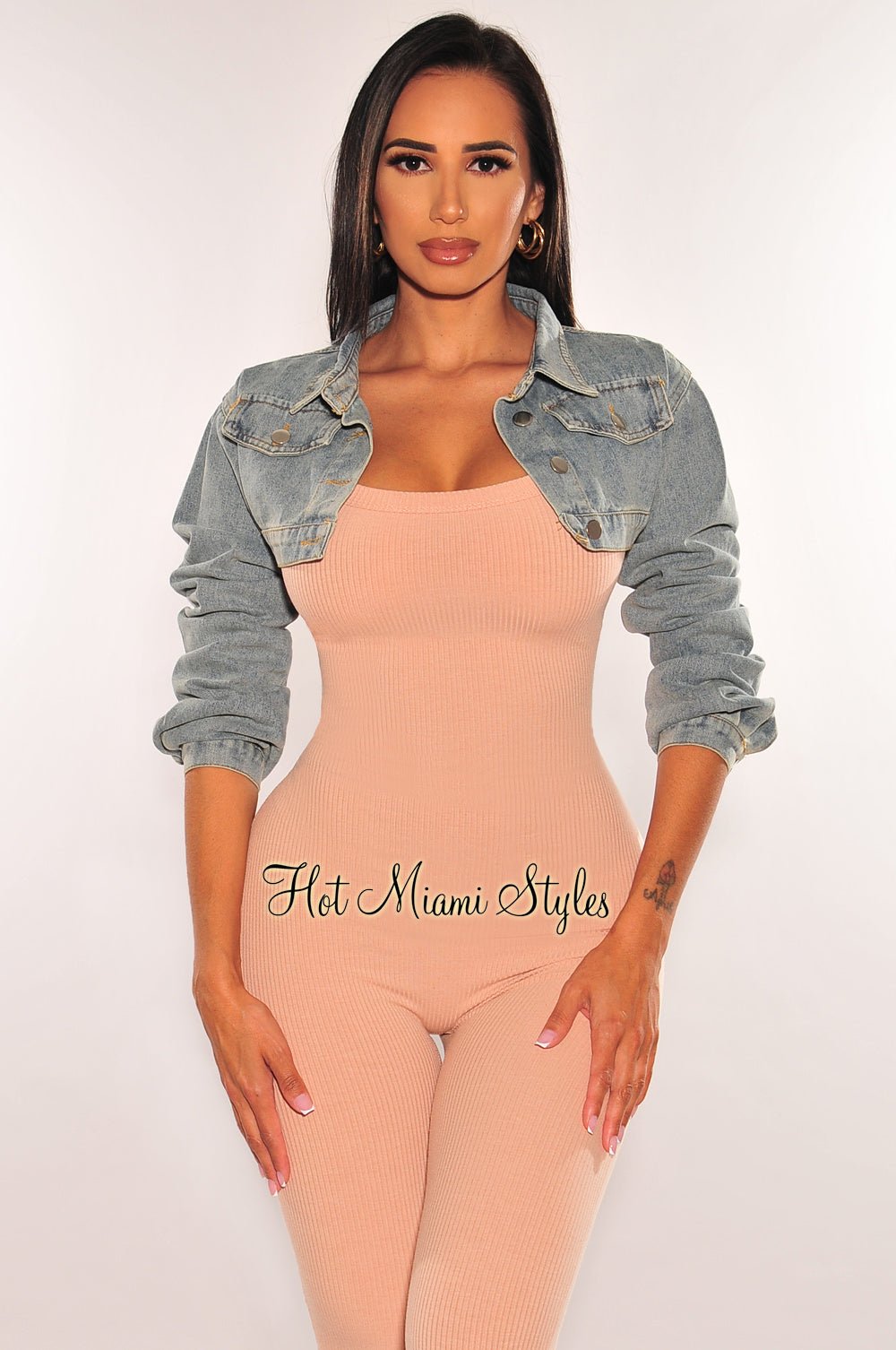 Women's Denim Cropped Jacket with Collar and Button Up Long Sleeves - Casual Streetwear for Spring & Fall Layering