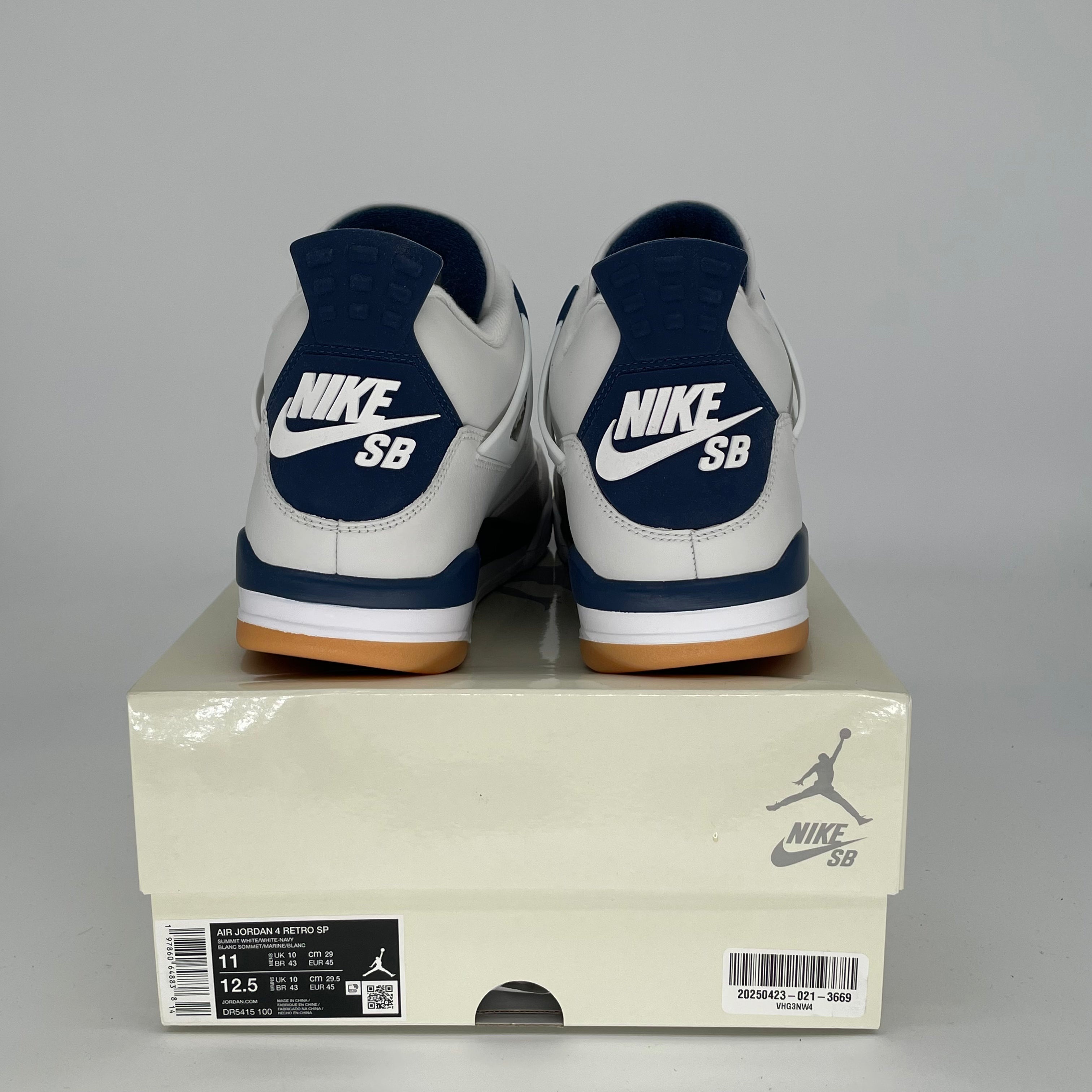 Authentic Air Jordan 4 SB 'Navy' Sneakers - Men's Size 11 (DR5415-100) | Basketball Shoes for Streetwear & Casual Style