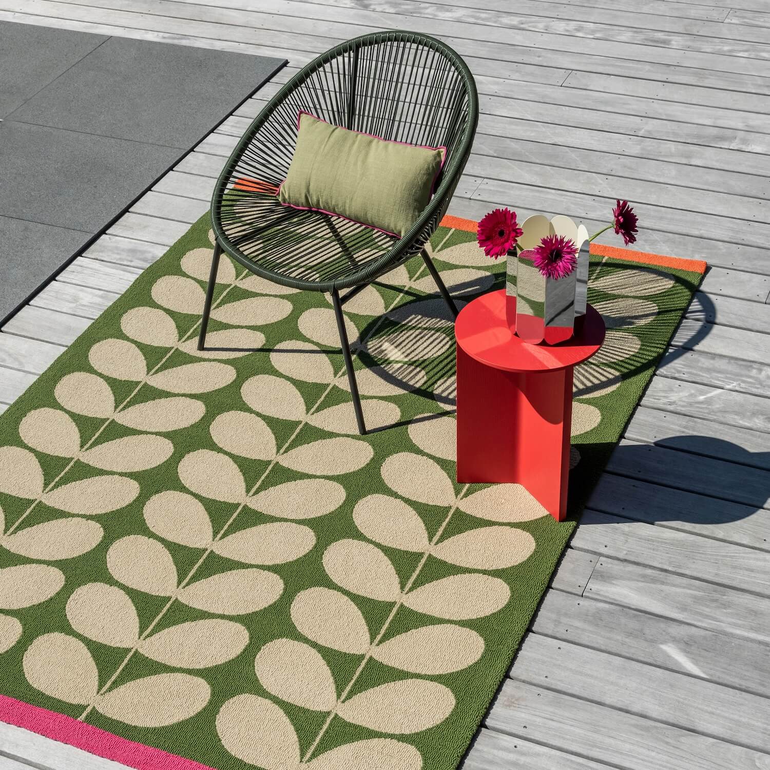Durable Basil Solid Stem Outdoor Rug - Waterproof & UV Resistant for Patio, Deck, and Garden Decor