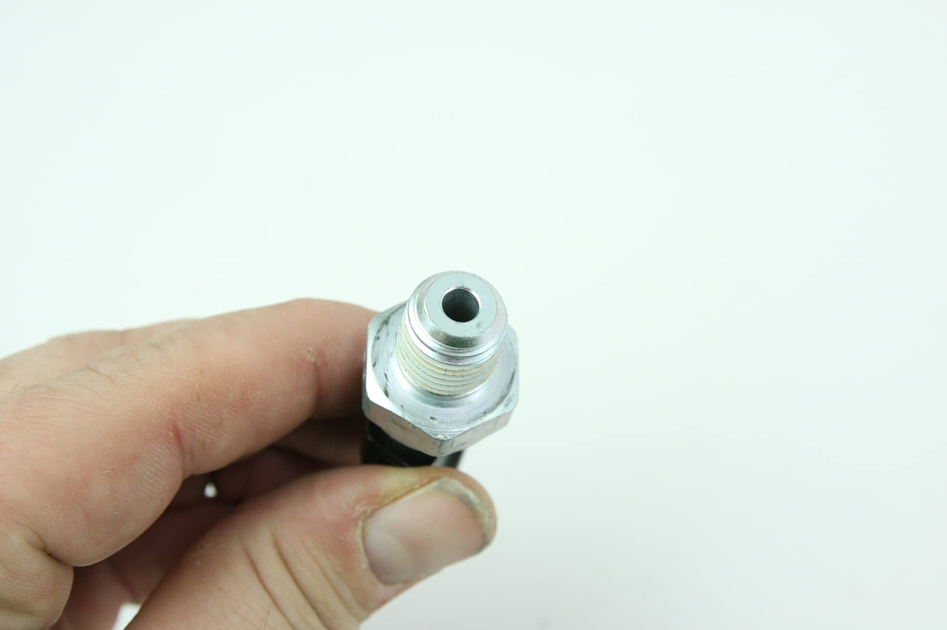 Ford 6U5Z-9278-A Engine Oil Pressure Switch - Replacement Part for Ford Vehicles | Perfect for Engine Maintenance & Performance Monitoring