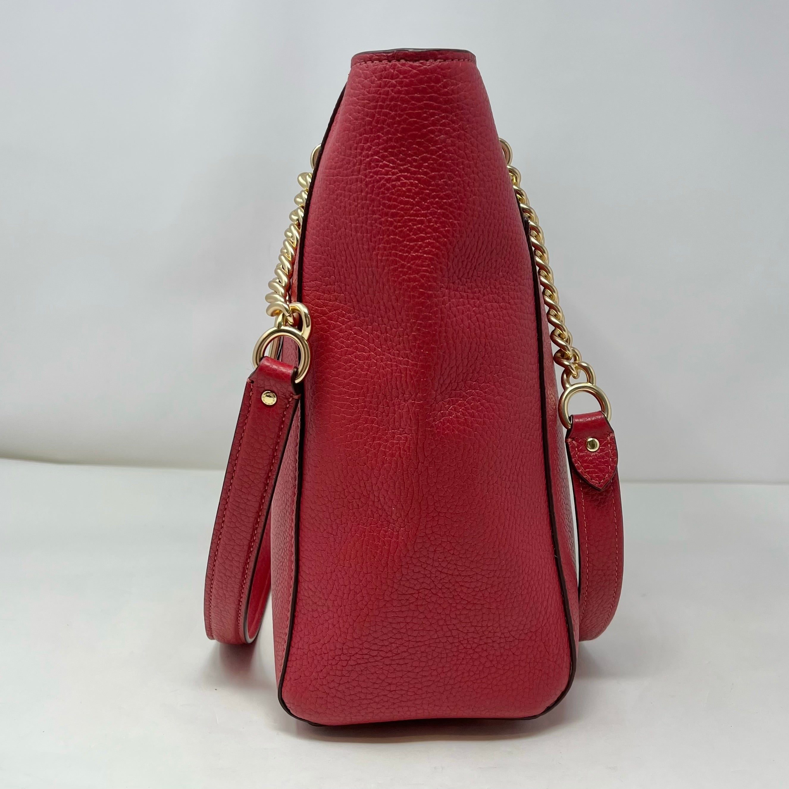 Coach Signature Tote Bag for Women - Stylish & Spacious Leather Handbag for Work, Travel & Everyday Use