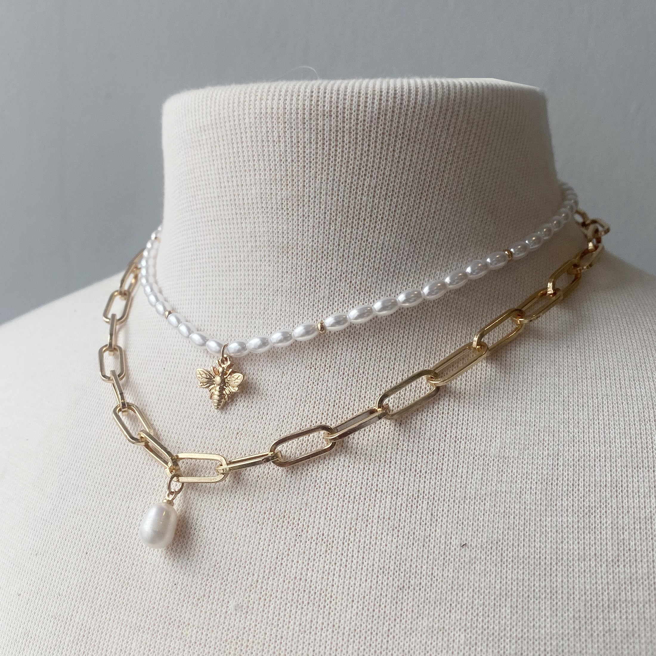 Chunky Gold Coin Statement Necklace for Women - POMINA Fashion Toggle Antique Coin Pendant with Thick Link Chain - Perfect for Layering, Boho Style & Everyday Wear