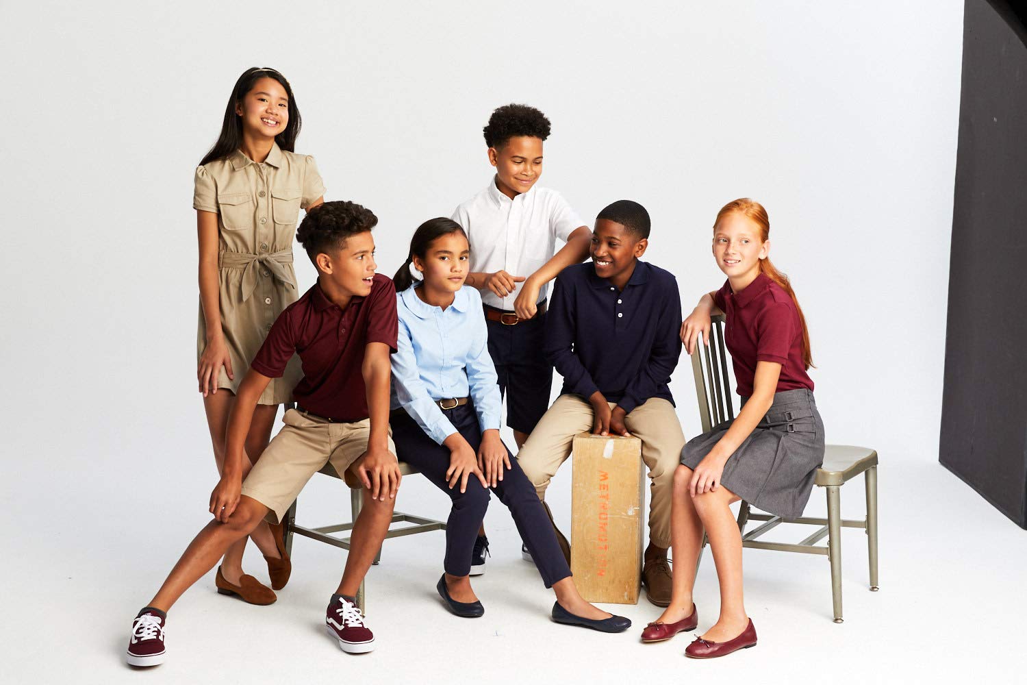 French Toast Boys' Short Sleeve Classic Poplin Dress Shirt for School & Special Occasions - Standard & Husky Fit - Comfortable & Stylish Kids Formal Wear