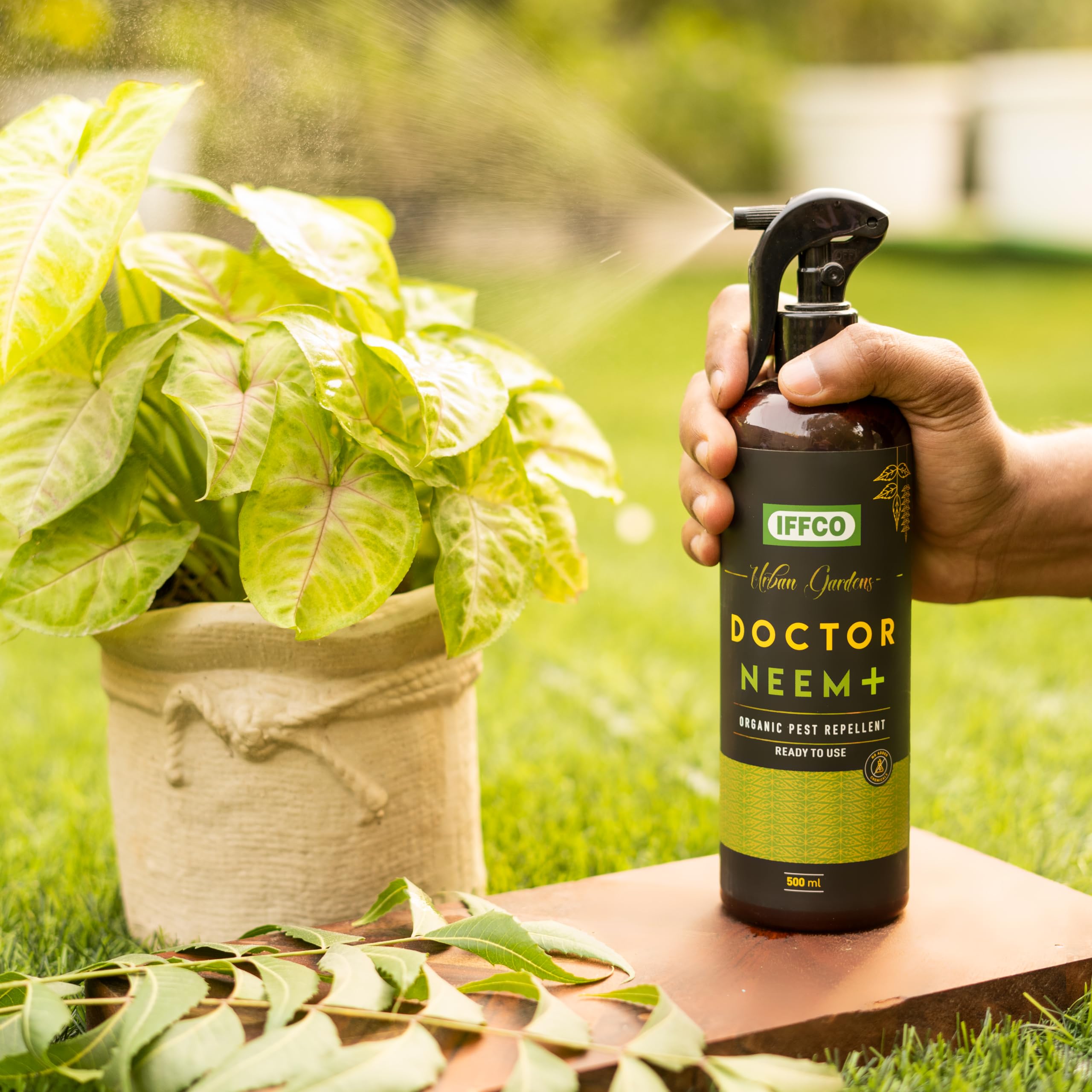 IFFCO Urban Gardens - Doctor Neem+ 500ml Organic Pest Control Spray - 3-in-1 Neem, Pongamia & Lemongrass Oil Formula - Kills Mealy Bugs & Fungus - Safe for Indoor & Outdoor Plants - Perfect for Home Gardens, Potted Plants & Greenhouses