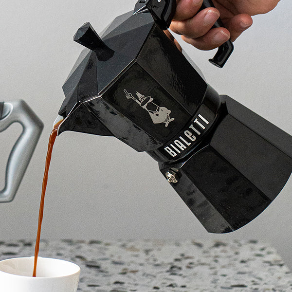 Bialetti Moka Exclusive Stovetop Espresso Maker - Classic Italian Coffee Pot for Rich Espresso at Home | Perfect for Morning Brews & Afternoon Coffee Breaks