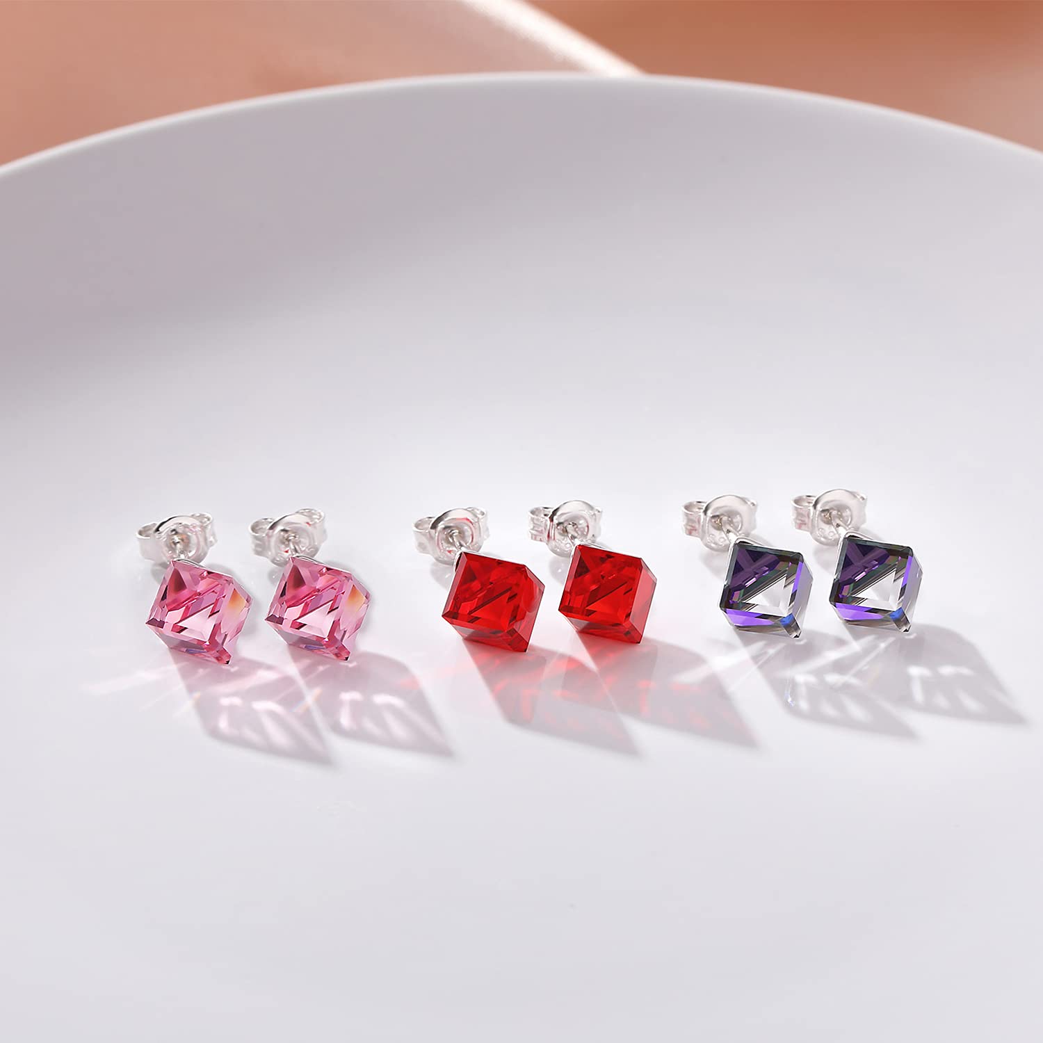 Sparkle Crystal Stud Earrings for Women & Men - 925 Sterling Silver Austrian Crystal Earrings | Hypoallergenic Jewelry Gift for Birthday, Anniversary & Special Occasions