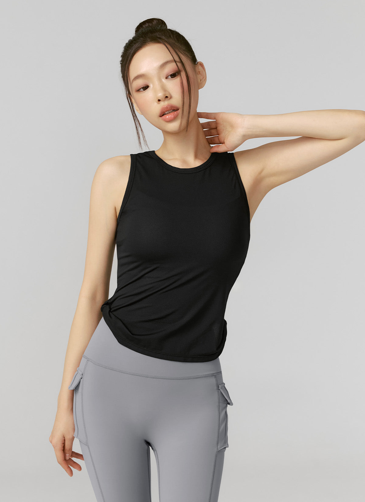 Breathable Air Mesh Side Twist Sleeveless Top for Women - Perfect for Yoga, Running & Summer Workouts