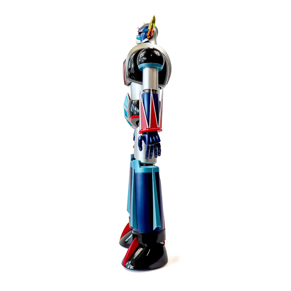 **Grand Action BigSize Model Grendizer Renewal (Goldorak) Evolution Toy – Premium Collectible Robot for Anime Fans – Perfect for Display, Gifts, and Cosplay**