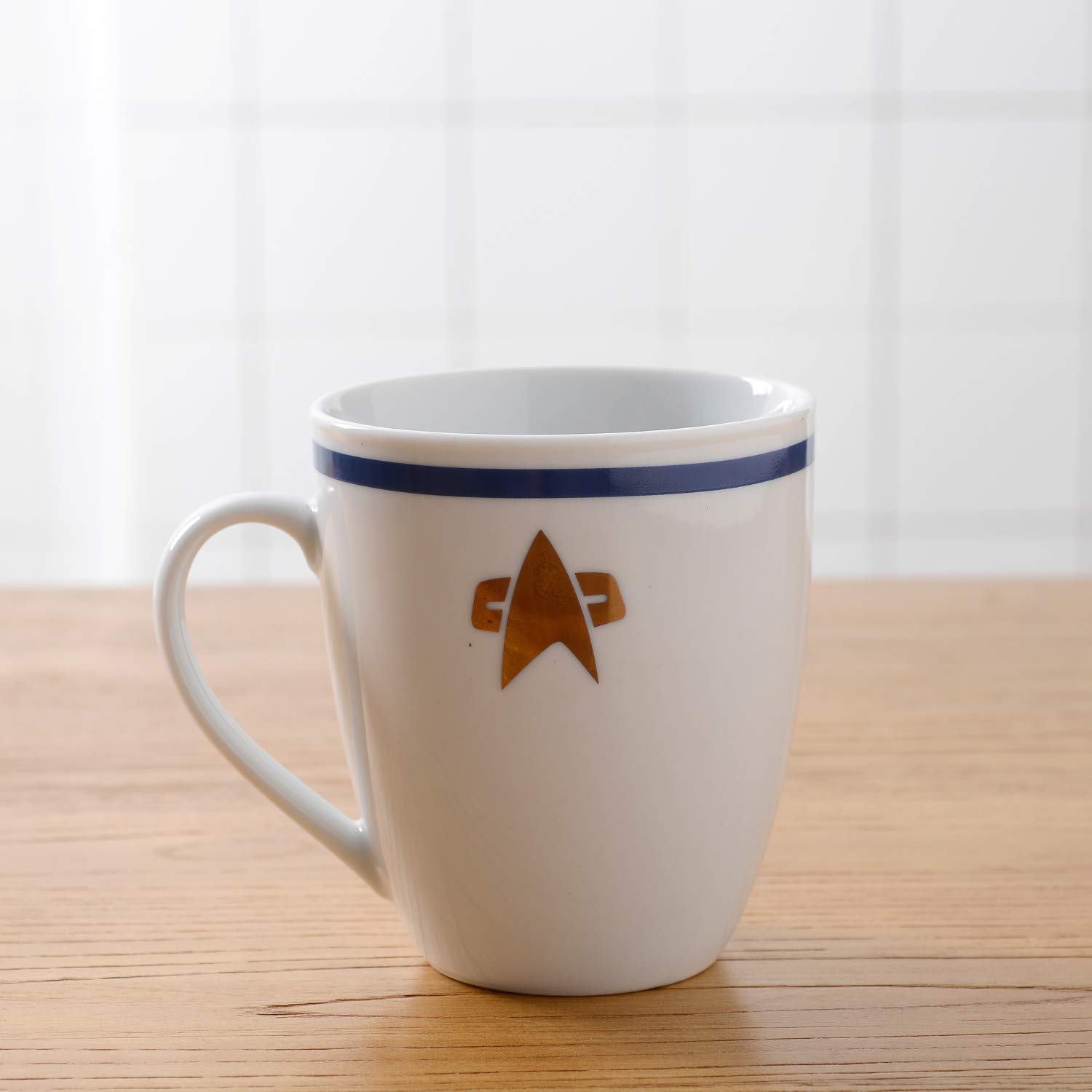 Star Trek The Next Generation 16-Piece Porcelain Dinner Set - Plates, Bowls & Cups for Sci-Fi Fans | Perfect for Star Trek Themed Parties, Collectors & Everyday Use