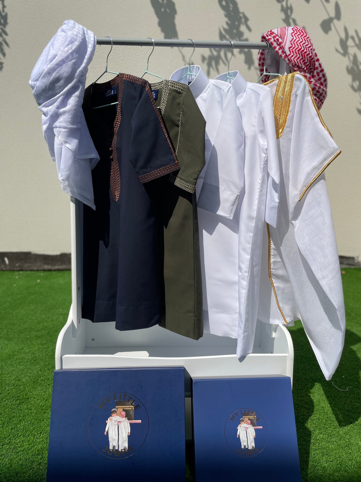 Royal Baby Boy Thobe Gift Set | White Bisht for 0-12 Months | 10-Piece Outfit for Newborns, Christening, and Special Occasions