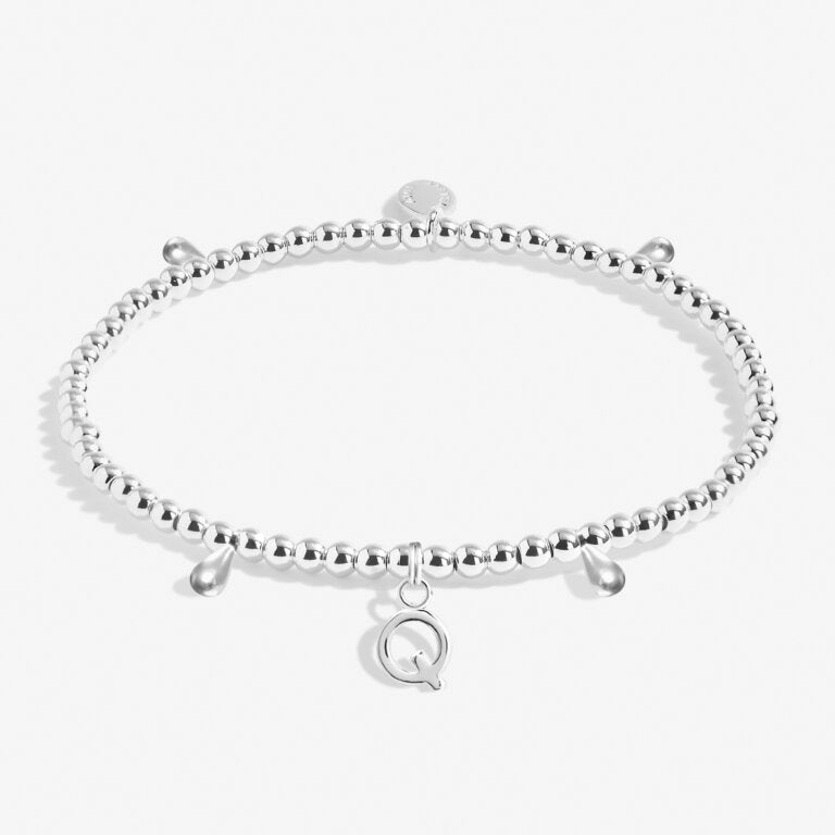 Joma Jewellery Alphabet 'Q' Bracelet - Elegant Letter Q Charm Bracelet for Women & Girls - Perfect Gift for Birthdays, Anniversaries & Special Occasions