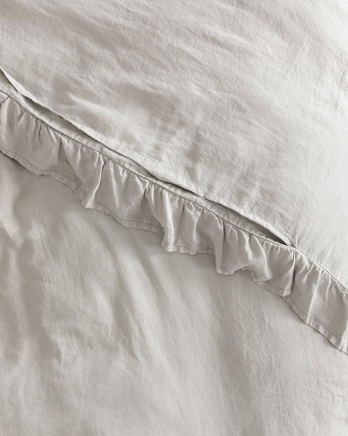 Elegant Ruffle Linen Duvet Cover Set - Breathable 100% Natural Flax Bedding - Perfect for Boho Chic, Farmhouse & Coastal Bedroom Decor