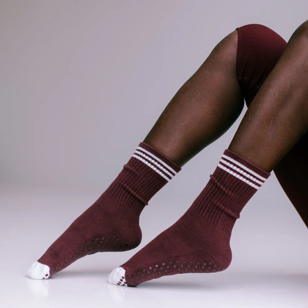 Non-Slip Grip Socks for Women & Men - Yoga, Pilates, Barre, Workout & Dance - Anti-Skid Socks with Traction for Home, Gym & Studio - Perfect for Fitness, Exercise & Sports Activities