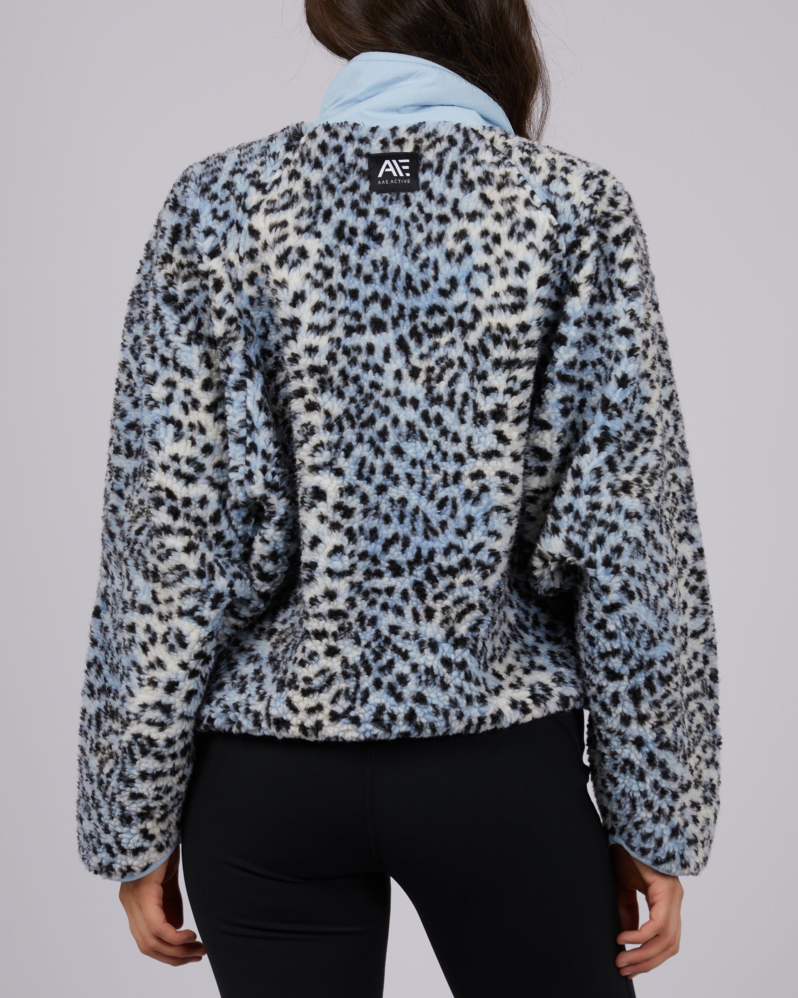 Snow Leopard Print Teddy Jacket - Cozy Fleece Coat for Women, Winter Warm Fashion Outerwear | Perfect for Casual Outings, Travel & Cold Weather