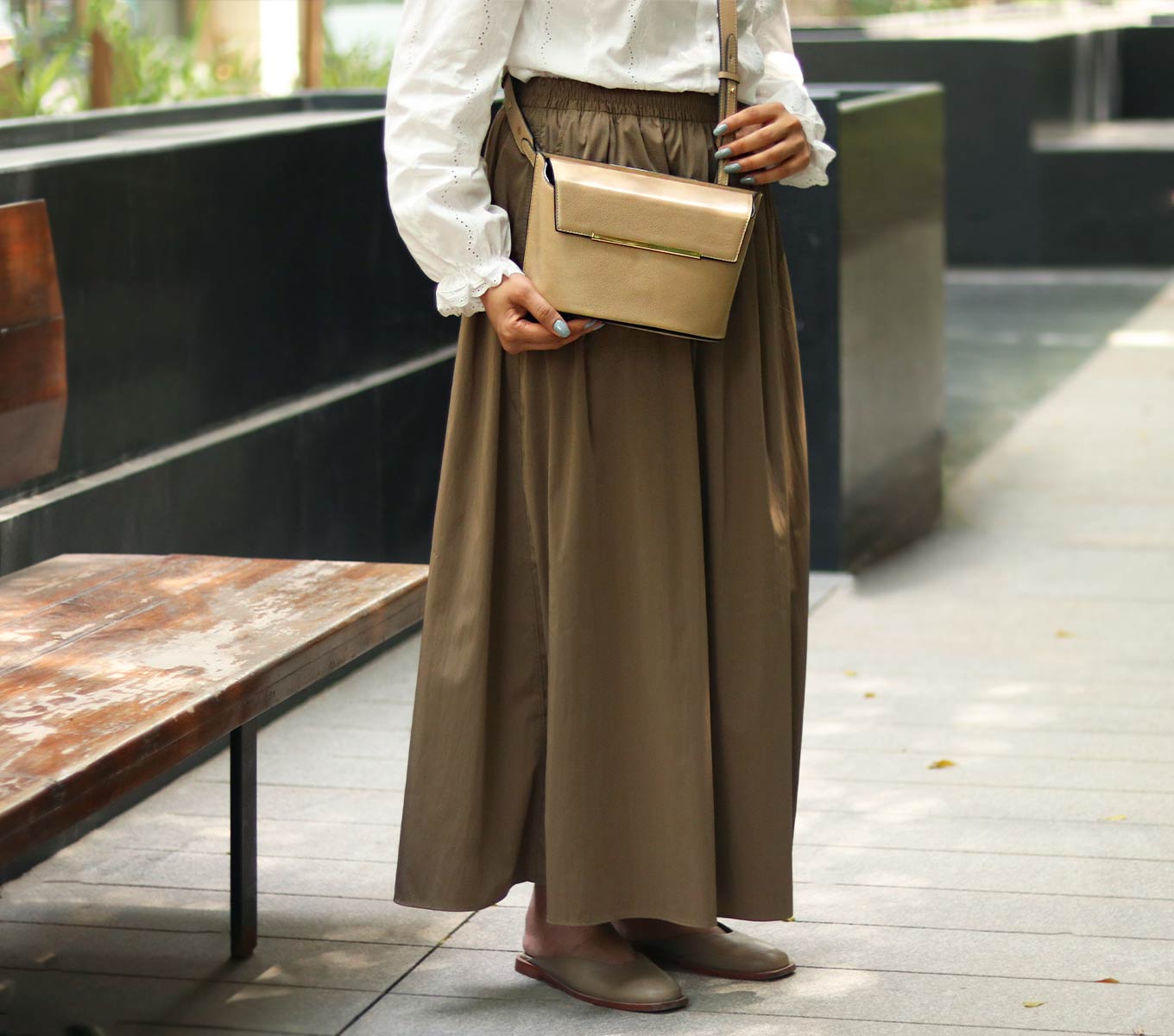 Meadow Sling Bag - Stylish Crossbody Shoulder Bag for Women & Men - Perfect for Travel, Hiking, and Everyday Use