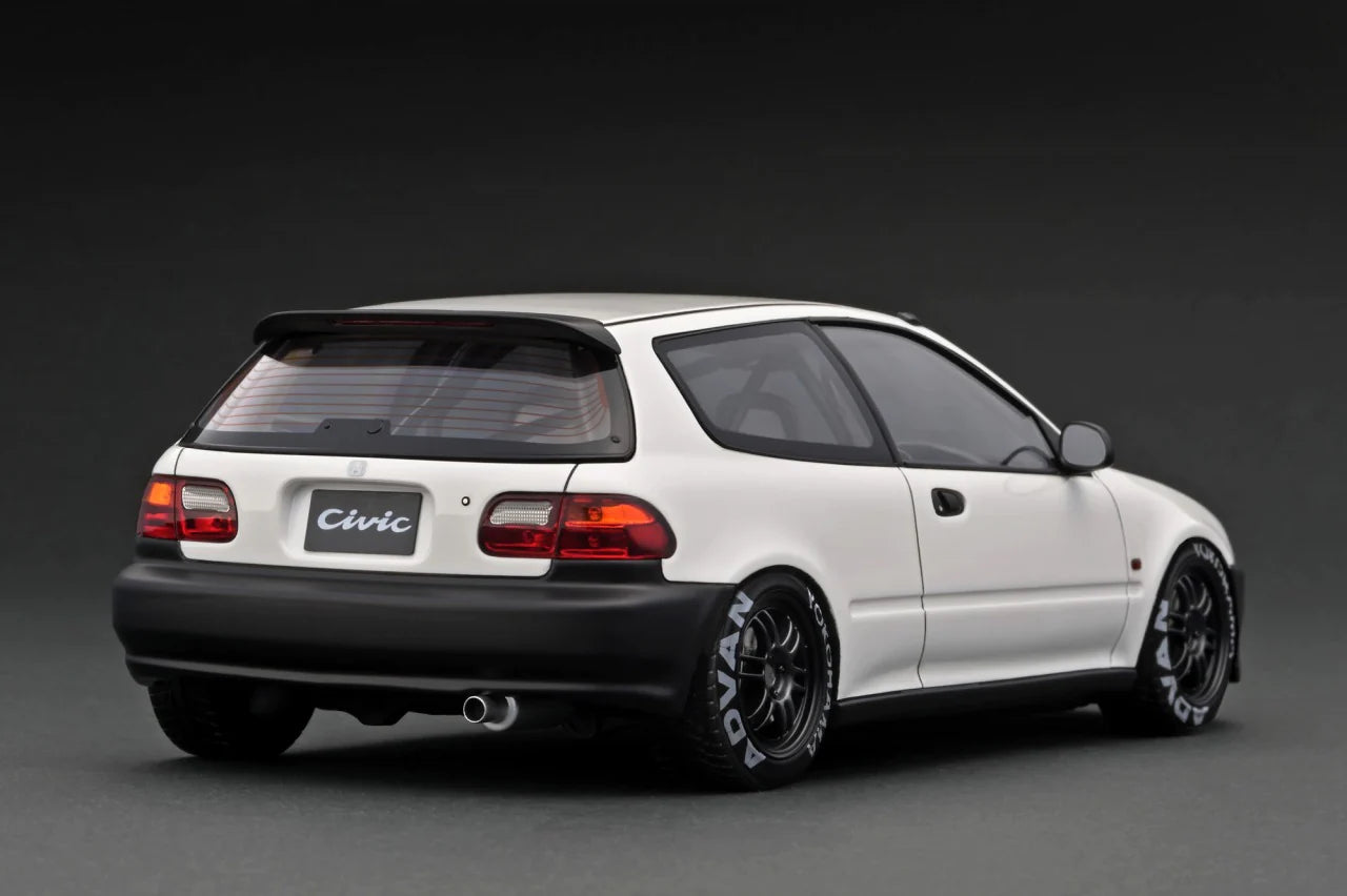 1:18 Scale Honda Civic EG6 Diecast Model Car - Black & White Collectible - Perfect for Car Enthusiasts, Display Cases, and Gift Giving
