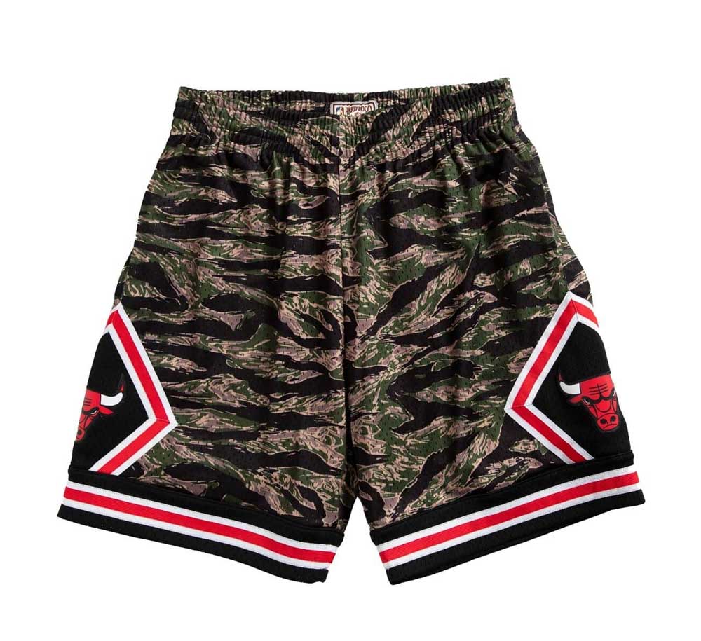 Chicago Bulls Tiger Camo Swingman Shorts - Men's NBA Basketball Jersey Shorts for Fans & Streetwear - Perfect for Games, Workouts & Casual Wear