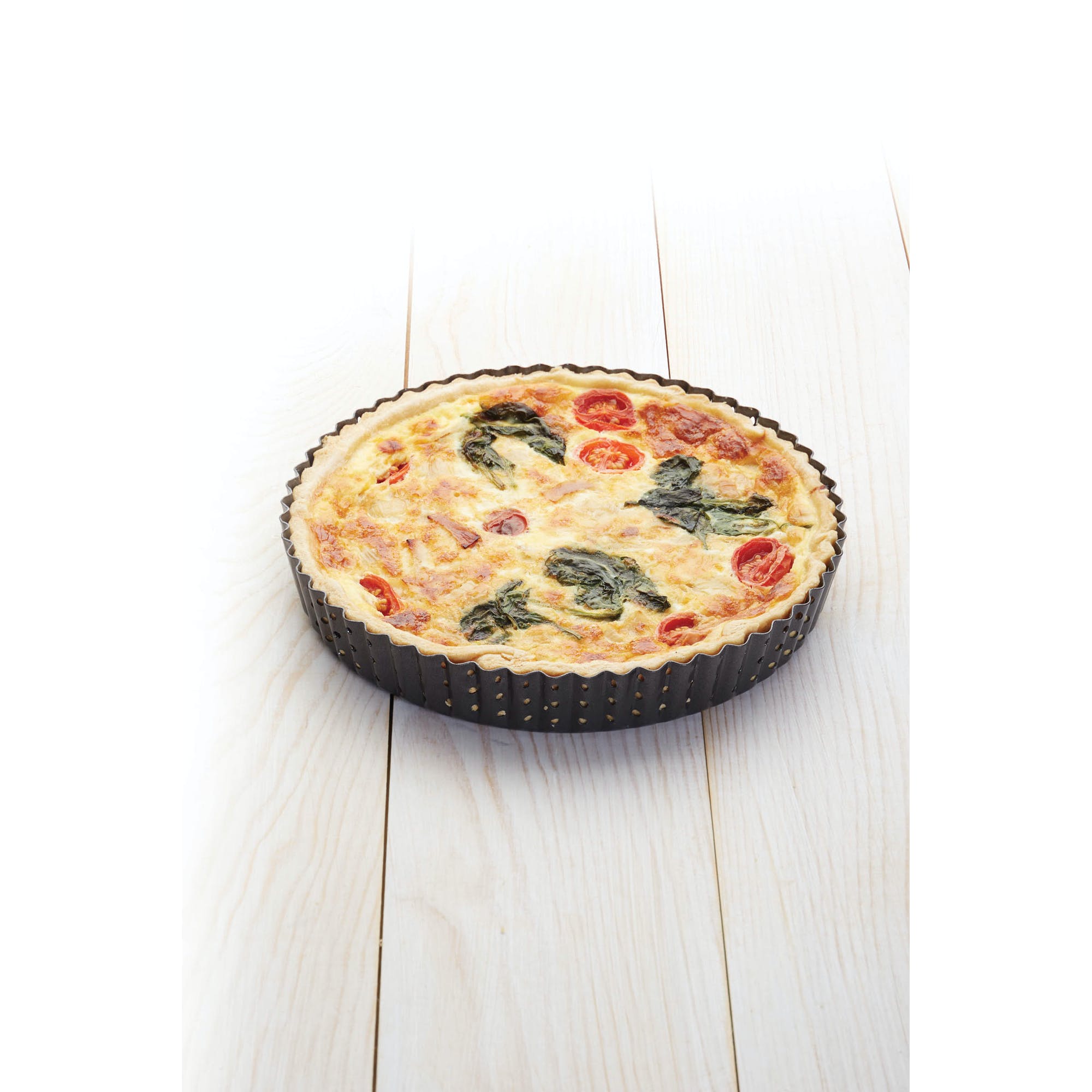 MasterClass Crusty Bake Non-Stick Fluted Round 25cm Quiche Tin - Perfect for Baking Delicious Quiches, Pies & Tarts at Home
