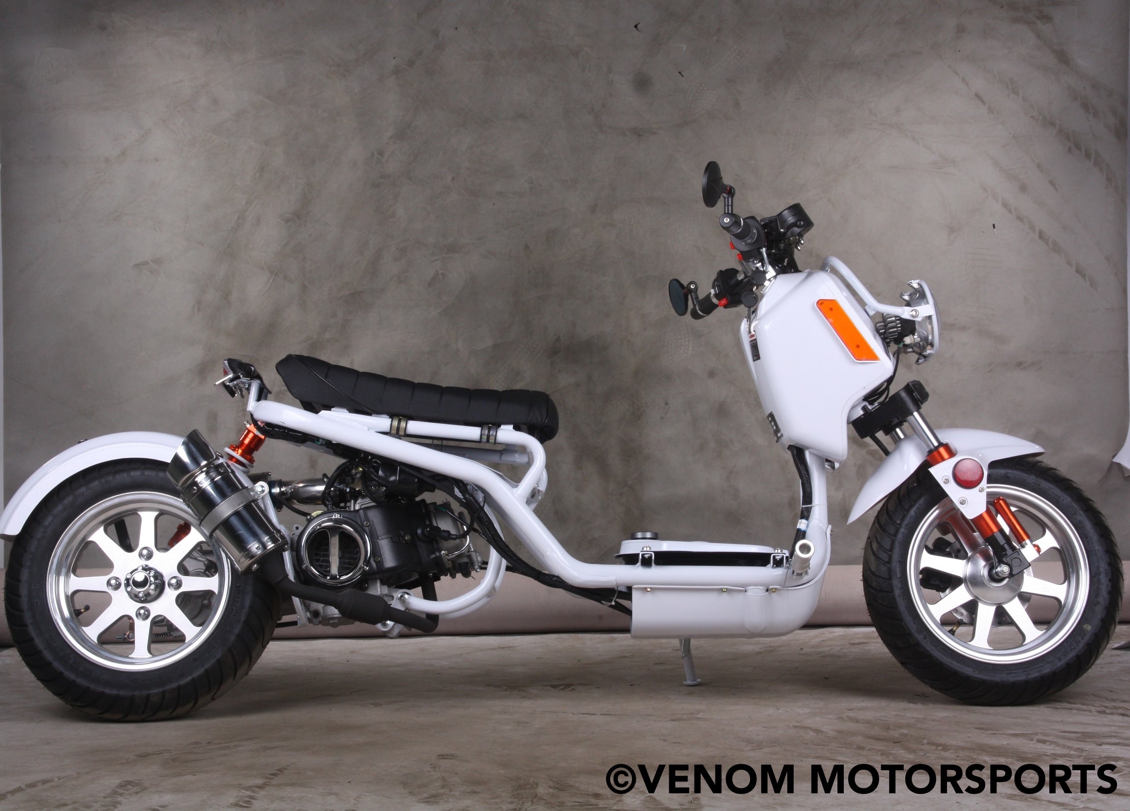 50cc Maddog Scooter Generation 4 - Automatic Transmission Gas Powered Moped for Adults - Perfect for Urban Commuting & Short Distance Travel