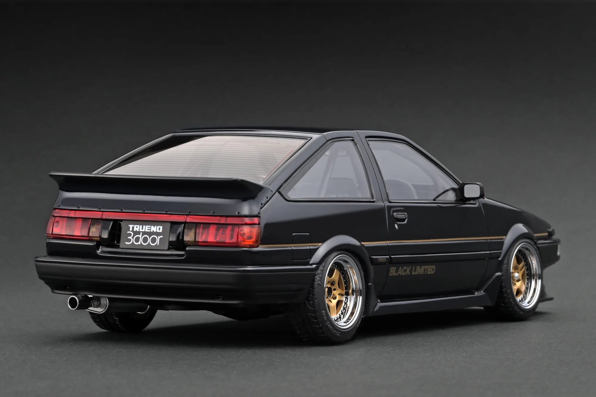 1:18 Scale Toyota Sprinter Trueno AE86 3DR GT Apex Limited Diecast Model Car - Black - Collectible Japanese Sports Car for Display & Racing Enthusiasts - Perfect for Anime Fans, Car Shows & Home Decor