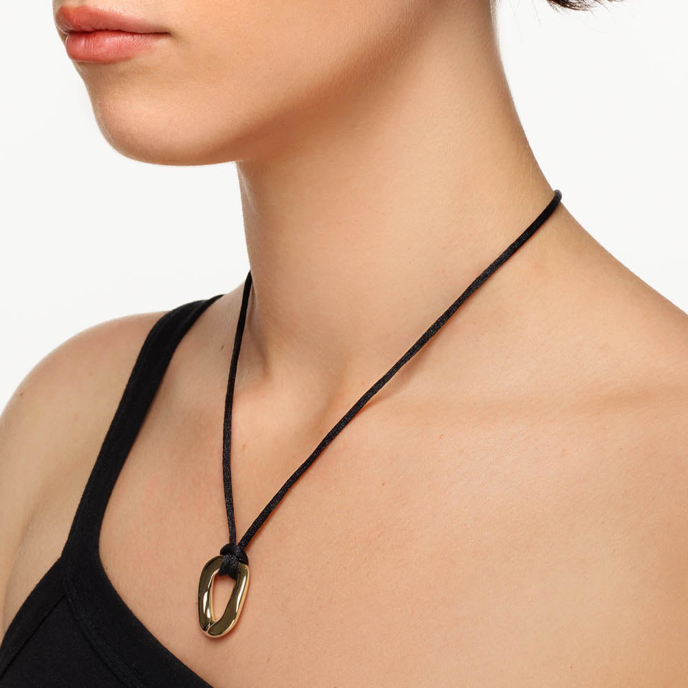 Gold Chain Link Pendant Necklace for Women - Elegant Layering Jewelry for Everyday Wear & Special Occasions