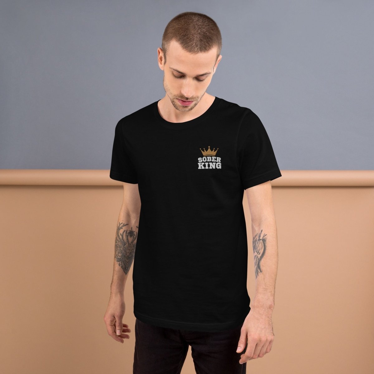 Sober King Embroidered Unisex T-Shirt - Comfortable Casual Cotton Tee for Men & Women - Perfect for Streetwear, Parties, and Everyday Fashion