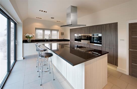 Premium Stainless Steel Island Range Hood IC34IQ100SB - 39 3/8