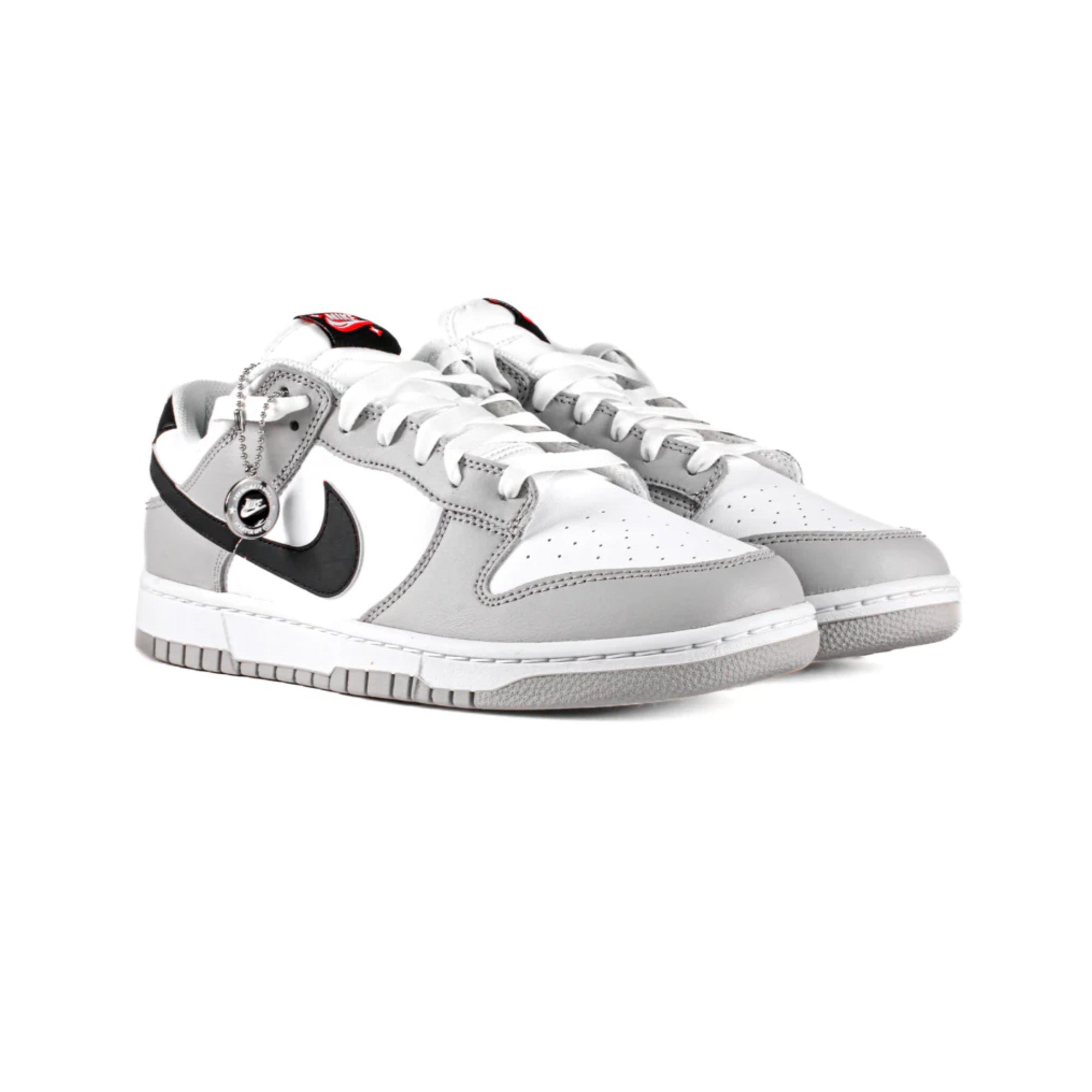 Nike Dunk Low SE 'Lottery Pack Grey Fog' Sneakers (2022) - Men's Casual Shoes for Streetwear & Everyday Fashion