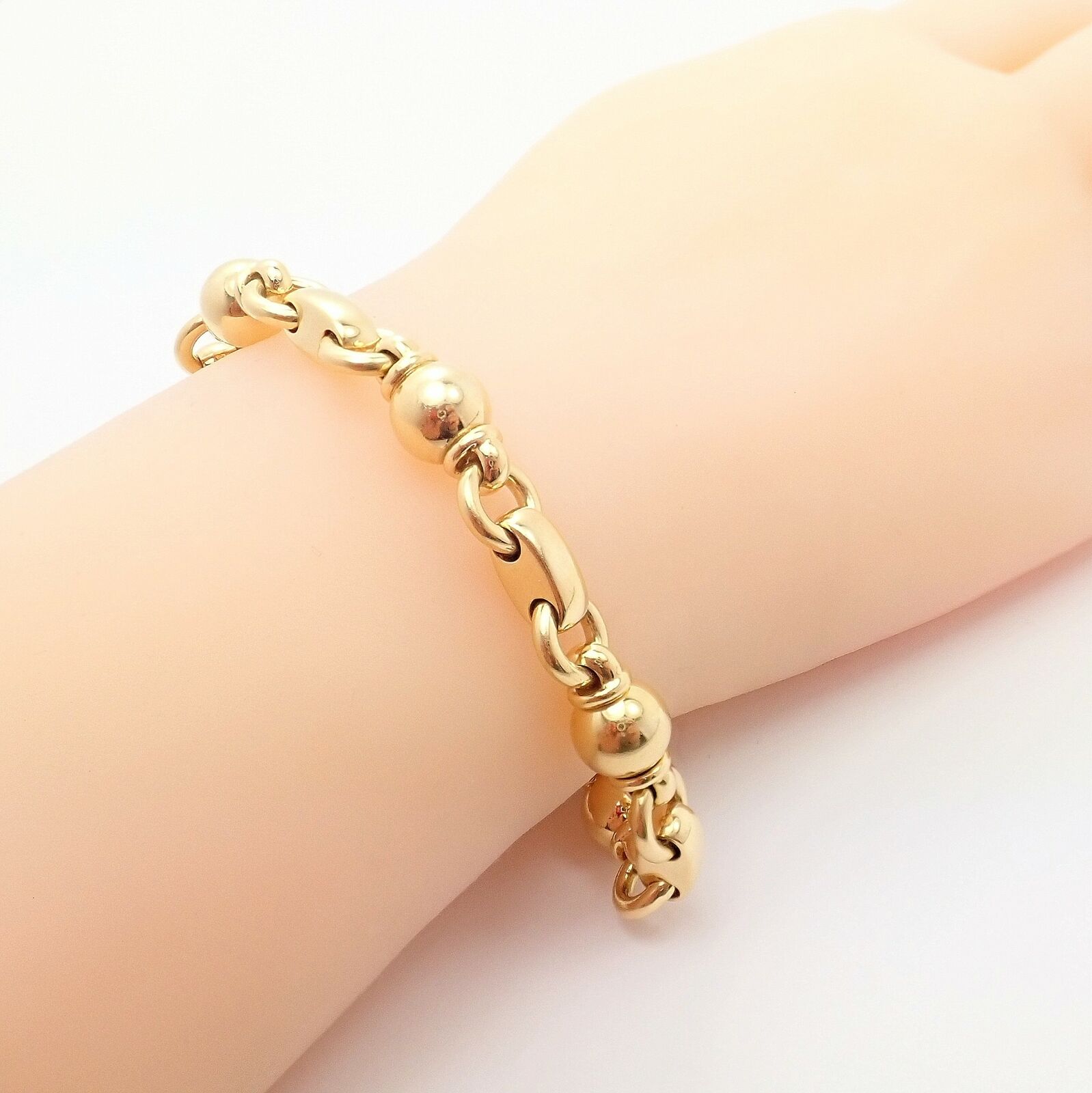 Authentic Vintage Chanel 18k Yellow Gold Classic Link Bracelet | Luxury Fashion Jewelry for Women | Perfect for Parties, Weddings & Special Occasions
