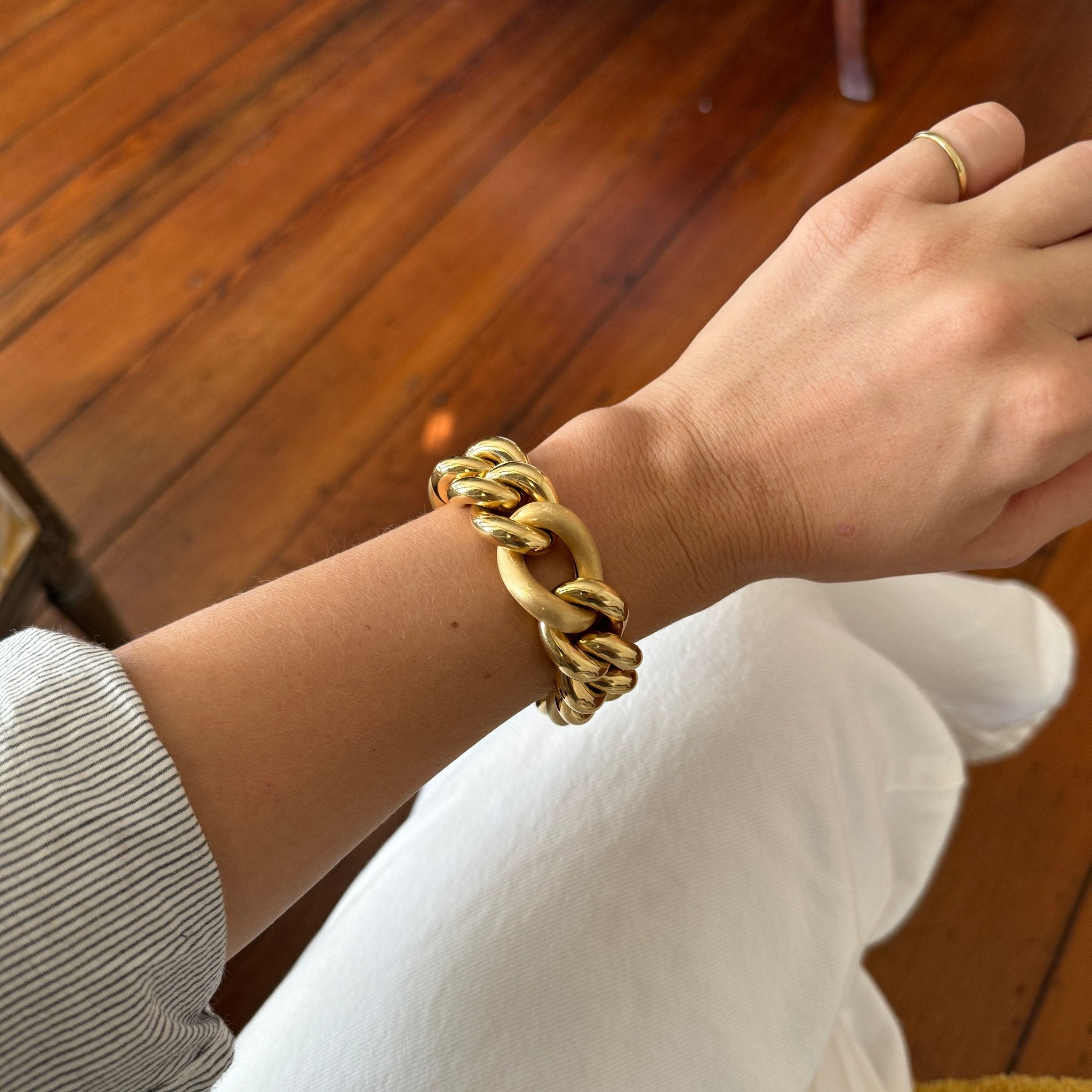 18K Yellow Gold Italian Mixed Curb Link Bracelet for Women - Elegant Jewelry Gift for Birthday, Anniversary & Special Occasions