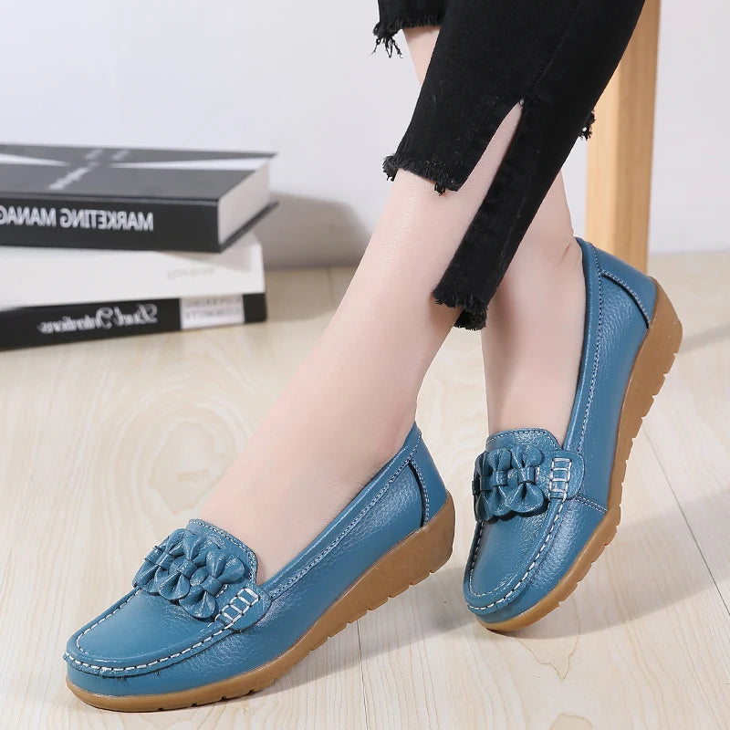 Genuine Leather Women's Loafers - Soft Non-Slip Boat Shoes with Sturdy Sole | Comfortable Flats in Extended Sizes | Perfect for Office, Travel & Casual Wear