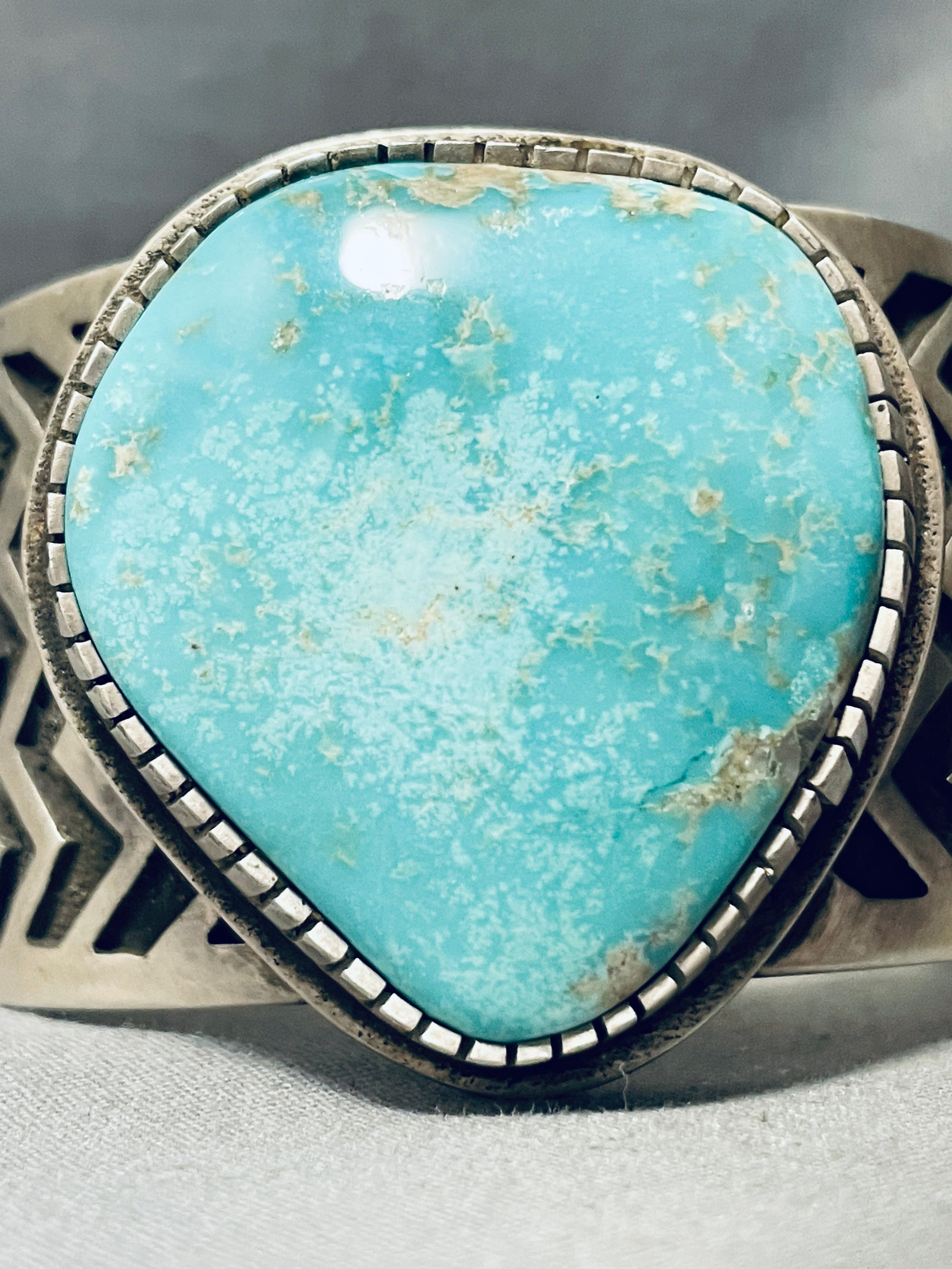 Vintage Navajo Sterling Silver Bracelet by Tommy Jackson - 146g Handcrafted Native American Jewelry for Women, Perfect for Boho Style & Special Occasions