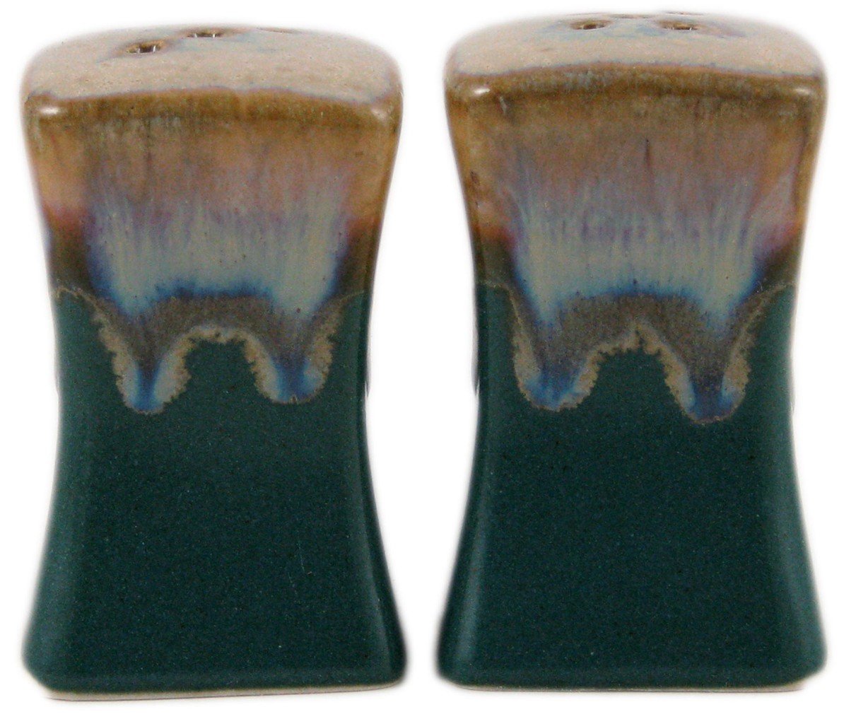 Prado Stoneware Collection - Square Dinnerware Set with Collectible & Functional Salt and Pepper Shakers - Matte Green - Perfect for Modern Kitchens, Dinner Parties & Home Decor