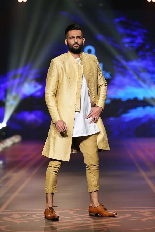Luxury Gold Handwoven Silk Sherwani for Men - Minimalist Elegant Indian Wedding Attire - Perfect for Groom Outfits, Festive Occasions & Special Events
