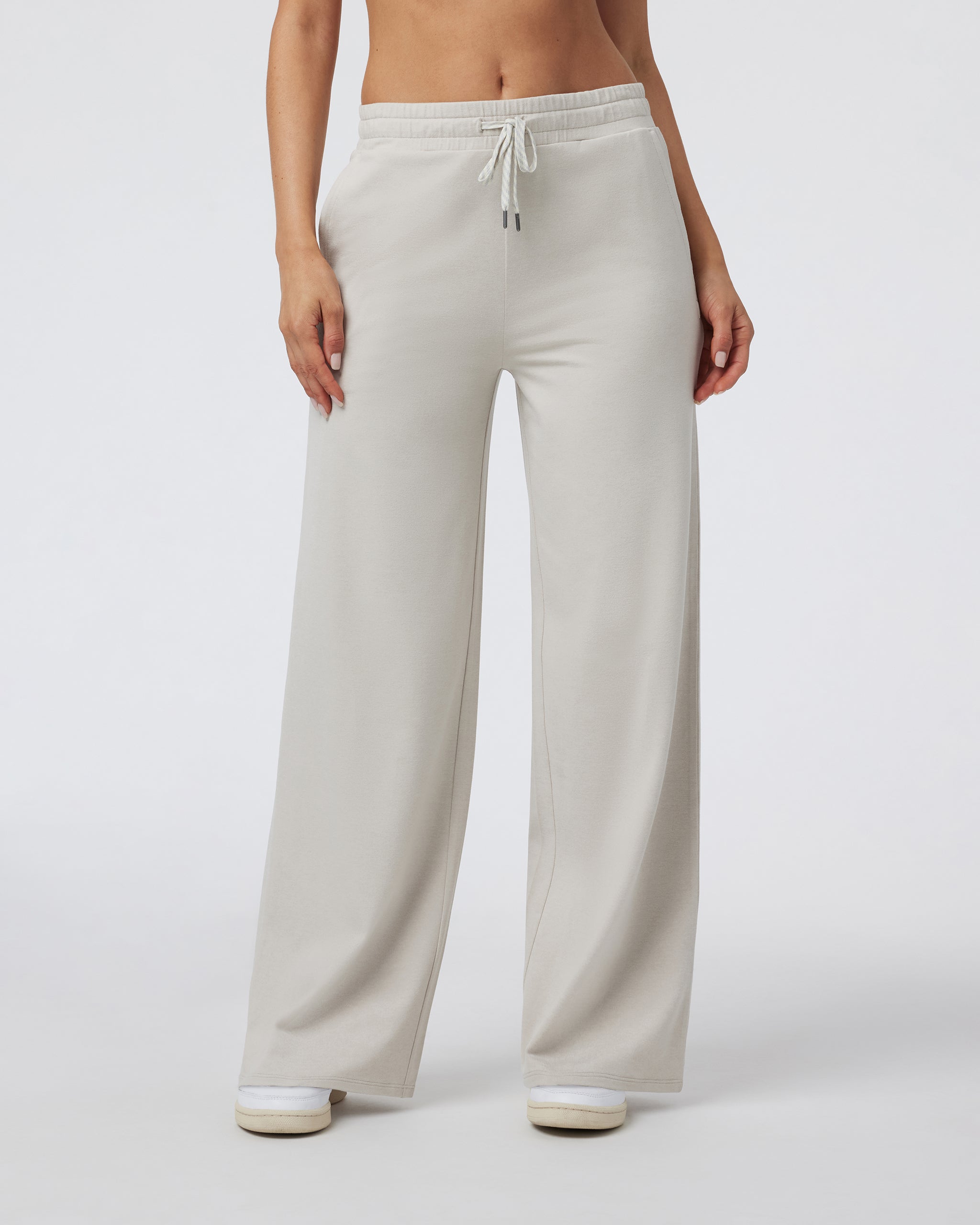 Vuori Halo Essential Wideleg Yoga Pants for Women - High Waisted Stretchy Lounge Pants for Workout, Running & Everyday Comfort