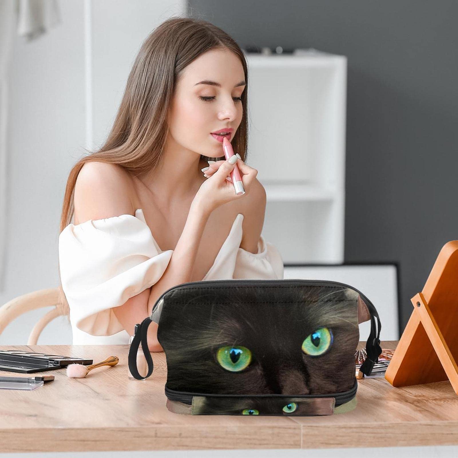 Large Travel Makeup Bag with Cat Design - Waterproof Cosmetic Organizer for Women, Toiletry Bag for Travel, Gym & Daily Use