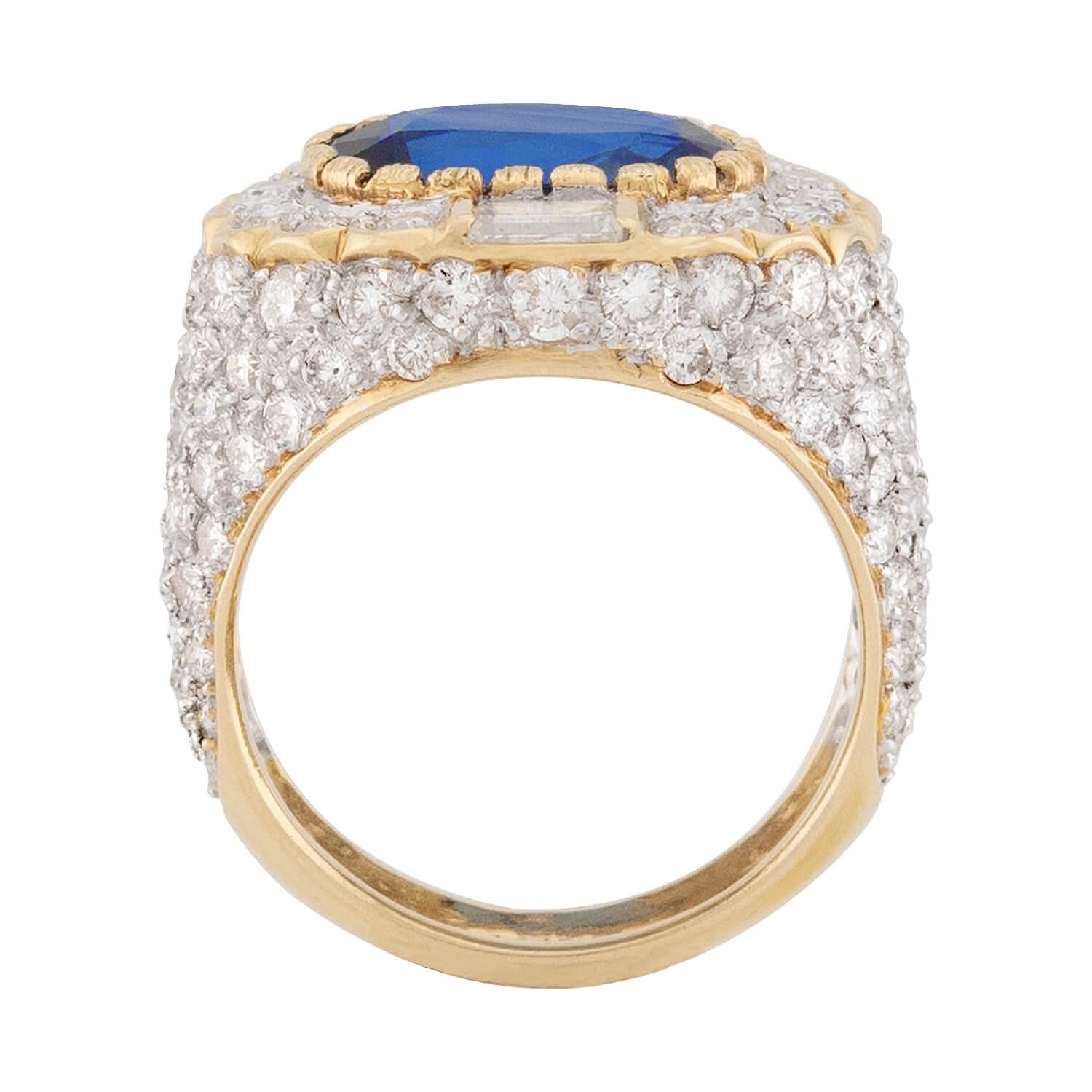 18K Gold Sapphire and Diamond Cocktail Ring for Women - Vintage Estate Jewelry - Perfect for Evening Parties, Weddings & Special Occasions