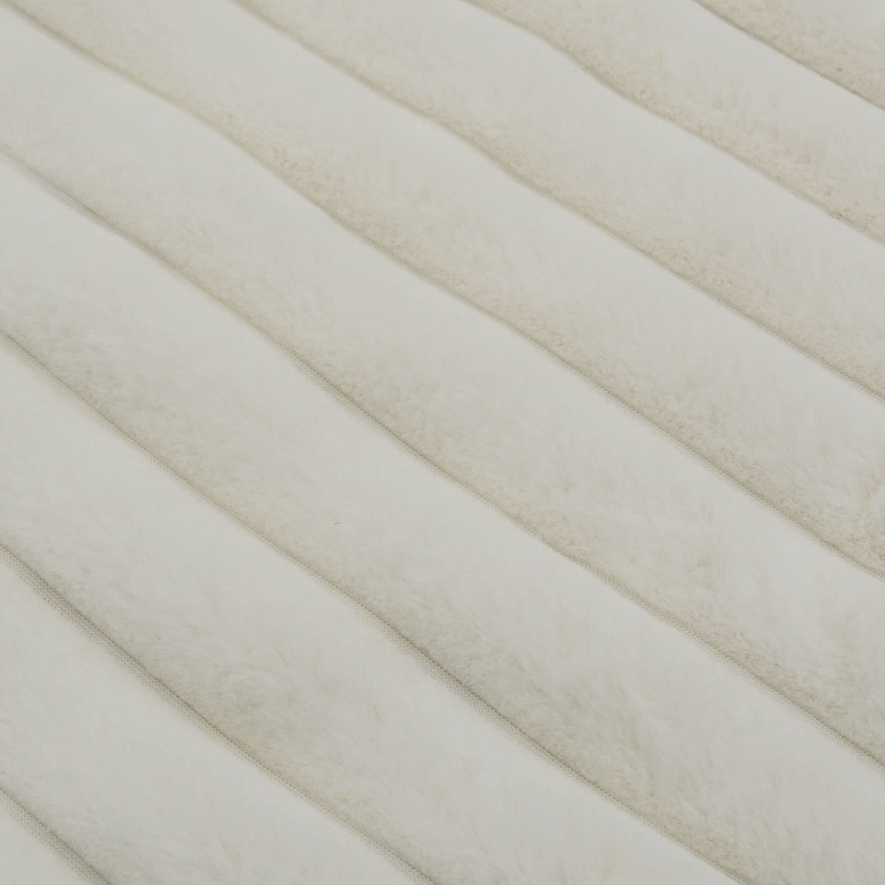 LIGICKY 18x18 Inch White Fluffy Faux Fur Throw Pillow Covers - Soft Double-Sided Striped Decorative Cushion for Couch, Bed, Sofa (Set of 2) - Perfect for Living Room, Bedroom & Home Decor