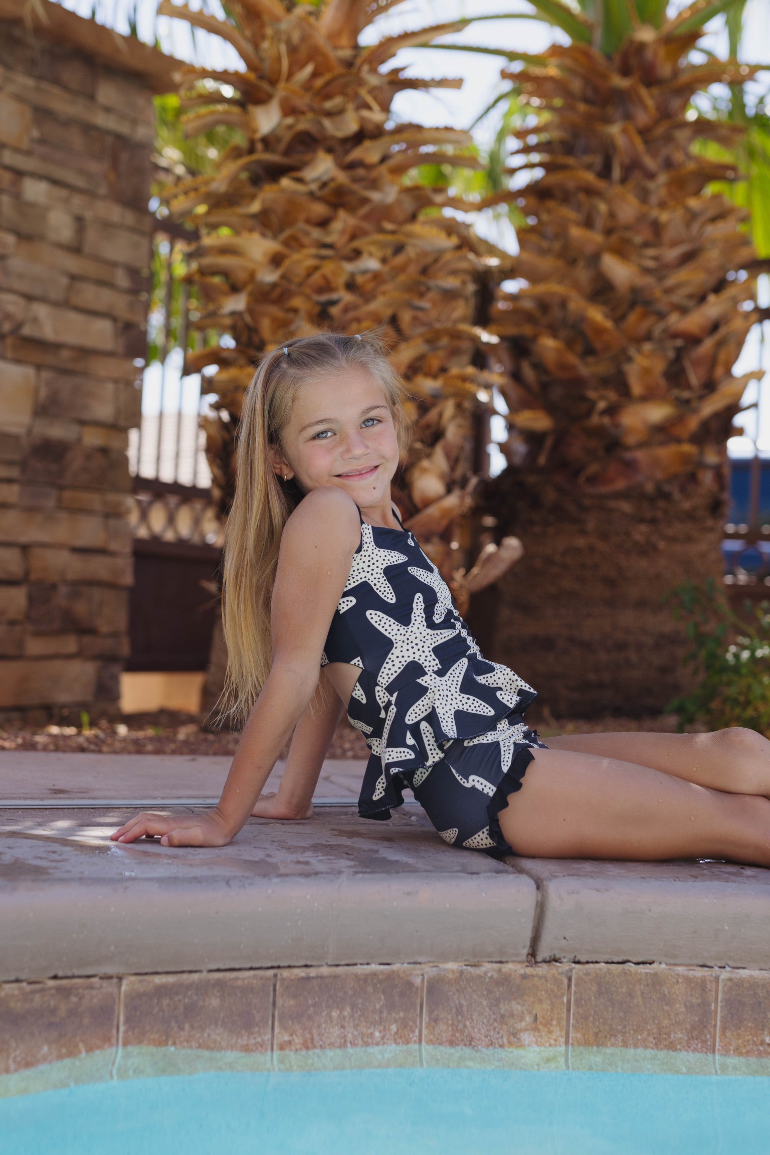 Ava Starfish Reversible Tankini Swimsuit for Girls - 2-in-1 Cute Bathing Suit with Adjustable Straps - Perfect for Pool, Beach & Summer Water Activities