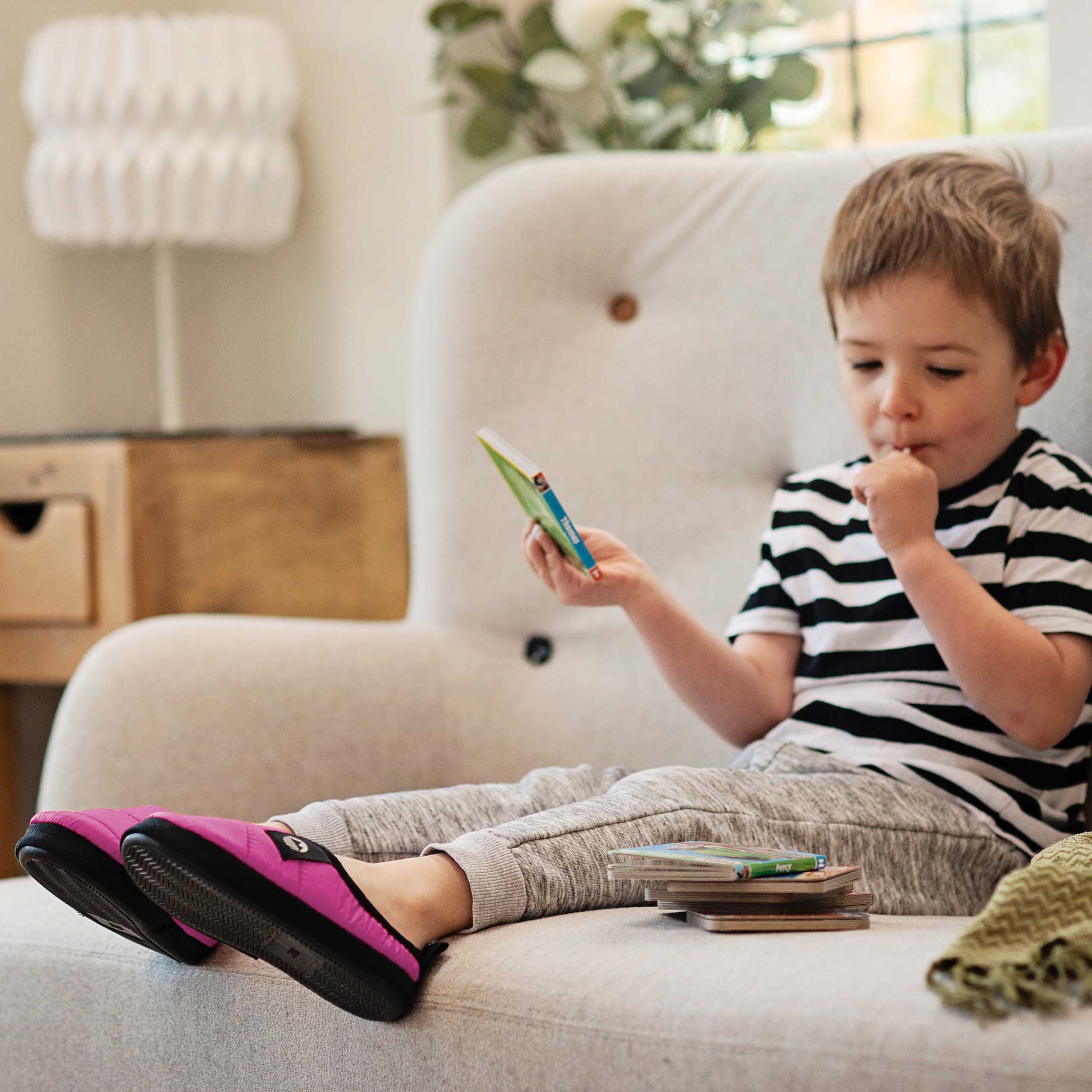Ultra Warm Kids' Tent Slippers - Cozy Indoor/Outdoor Winter House Shoes for Boys & Girls - Perfect for Camping, Sleepovers and Home Comfort