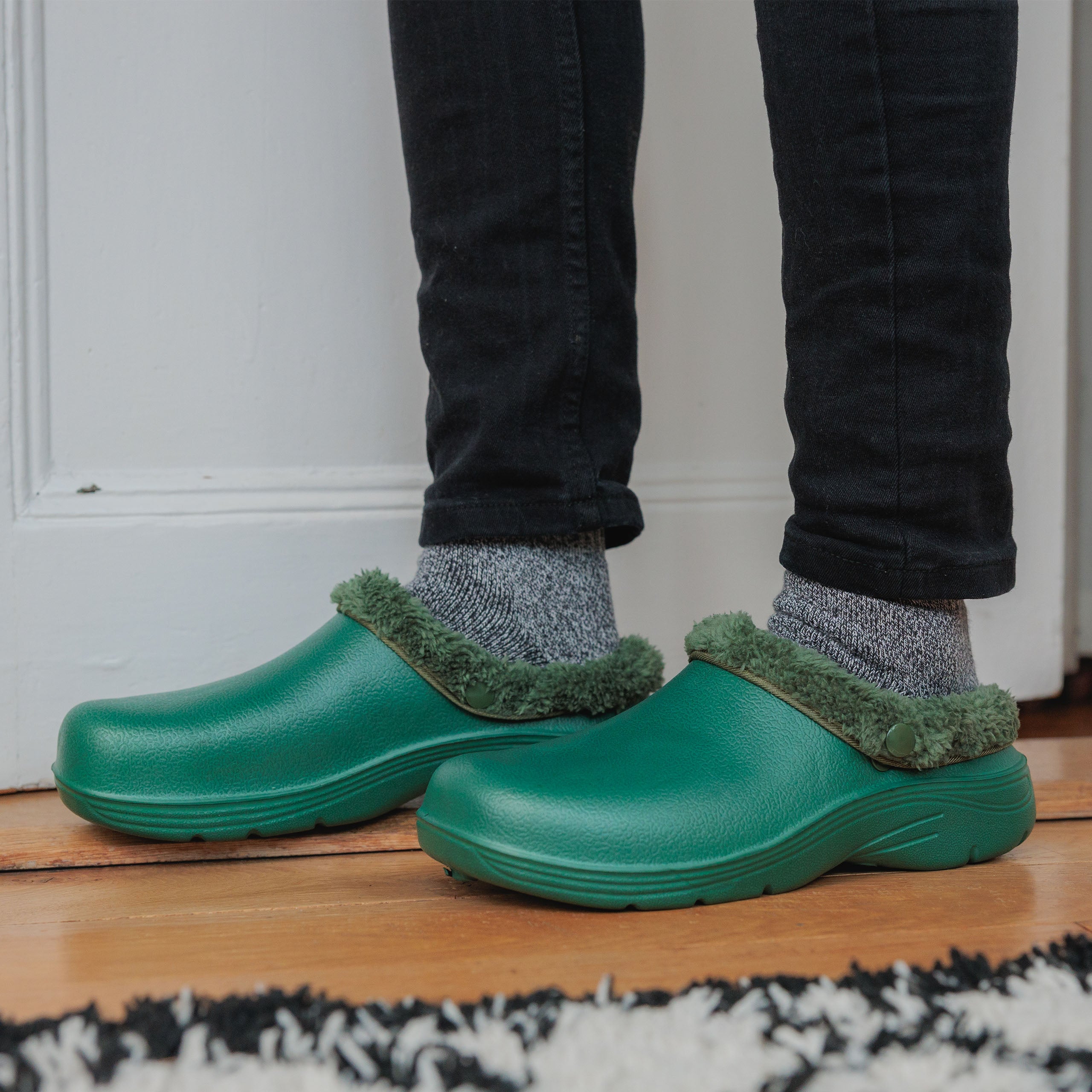 Men's Thermal Fleece Lined Garden Clogs - Warm Winter Outdoor Shoes for Gardening, Yard Work & Home Use