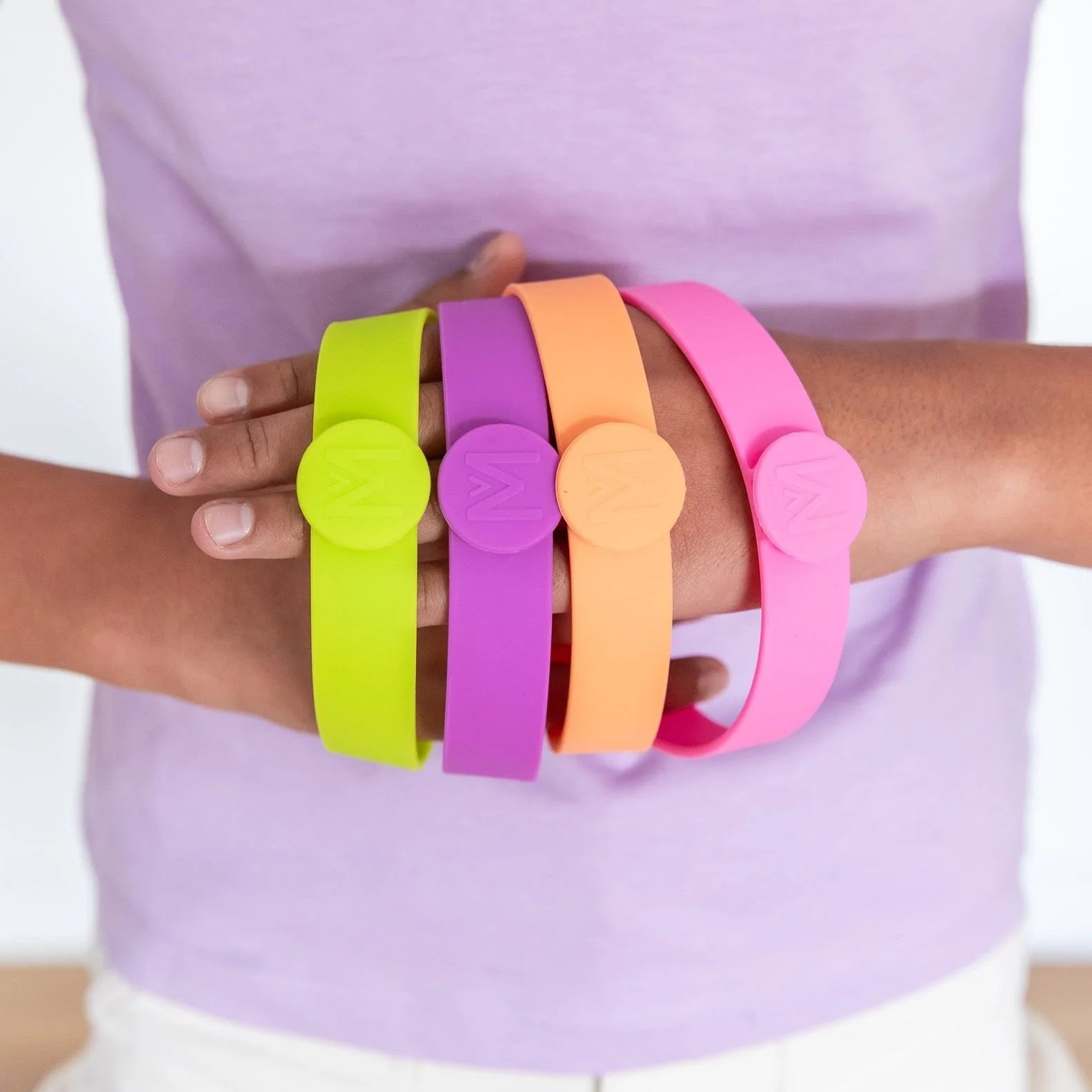 MontiiCo Silicone Cutlery Band - Reusable, BPA-Free Utensil Holder for Baby, Kids & Adults - Fuchsia Pink - Perfect for Travel, Picnics & School Lunchboxes