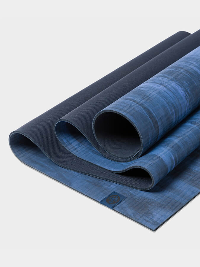 Manduka eKO 71 Standard Yoga Mat 5mm - Non-Slip Eco-Friendly Yoga Mat for Home & Studio Workouts - Perfect for Hot Yoga, Pilates & Meditation