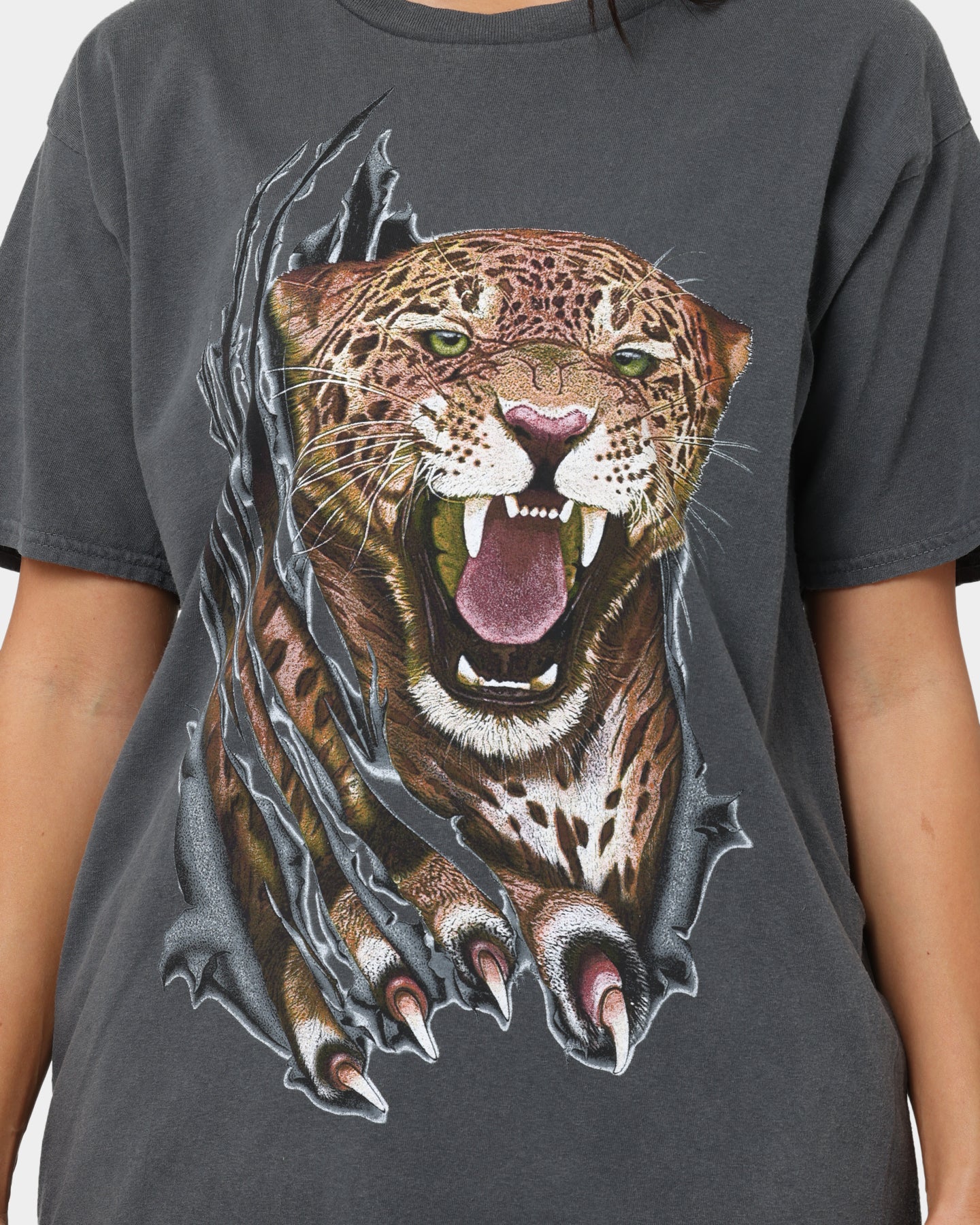 American Thrift OG Leopard Graphic T-Shirt - Off Black Vintage Style Tee for Men | Casual Streetwear, Retro Outfits & Everyday Wear